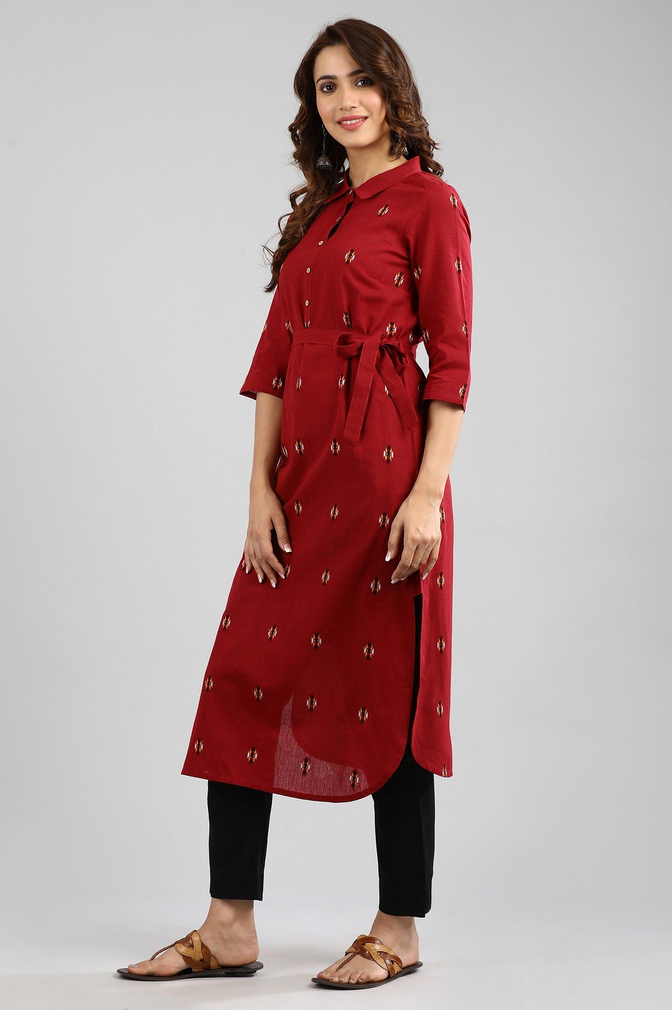 Red Collar Yarn-dyed kurta