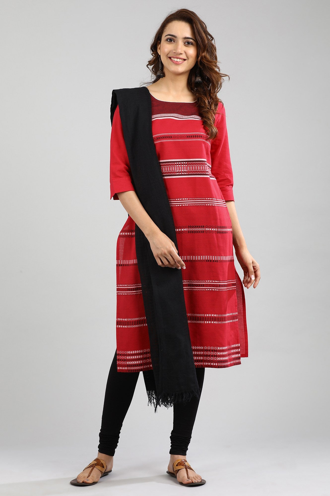 Red Round Neck Yarn-dyed kurta