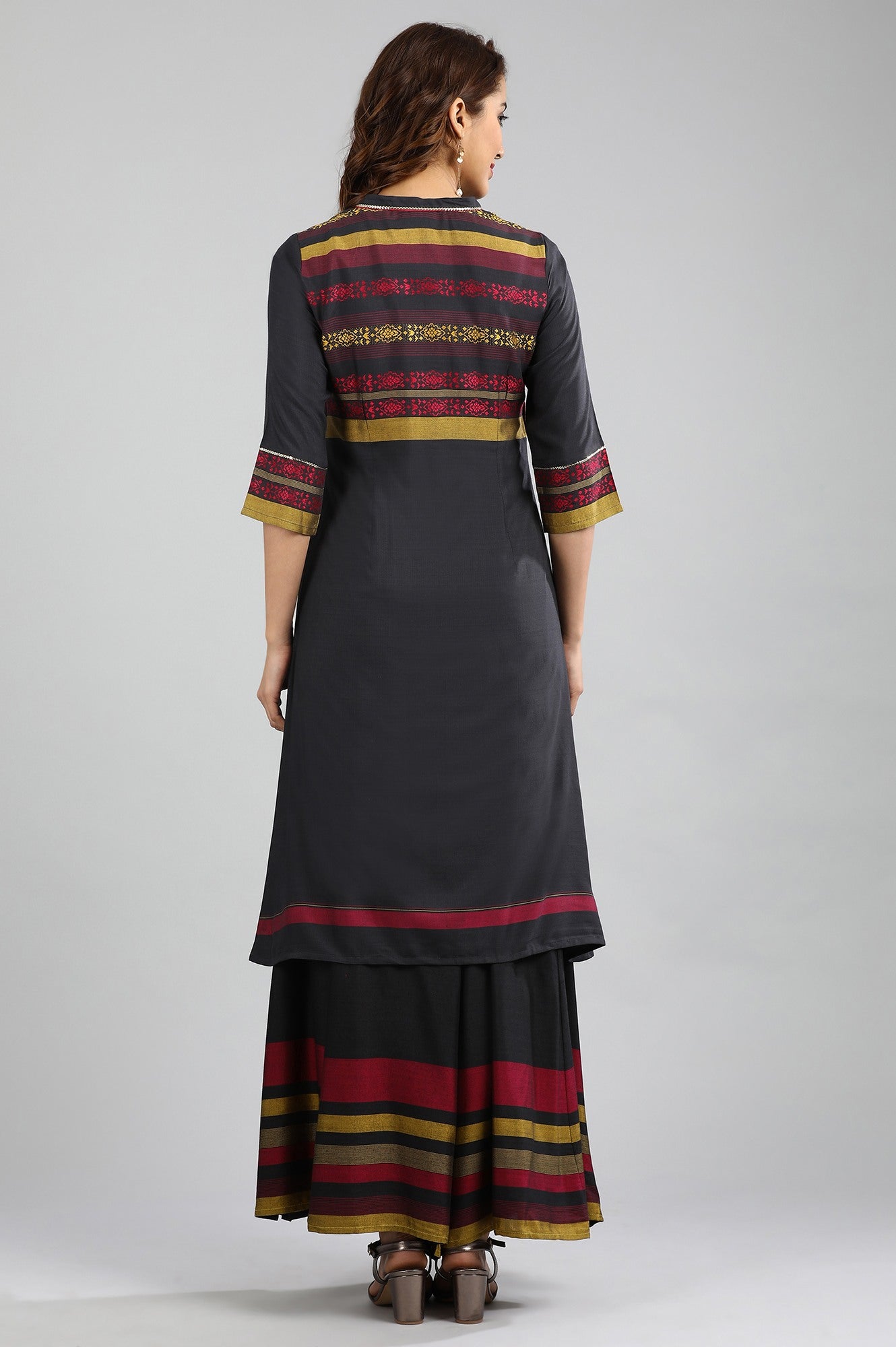 Grey Band Collar Yarn-dyed kurta