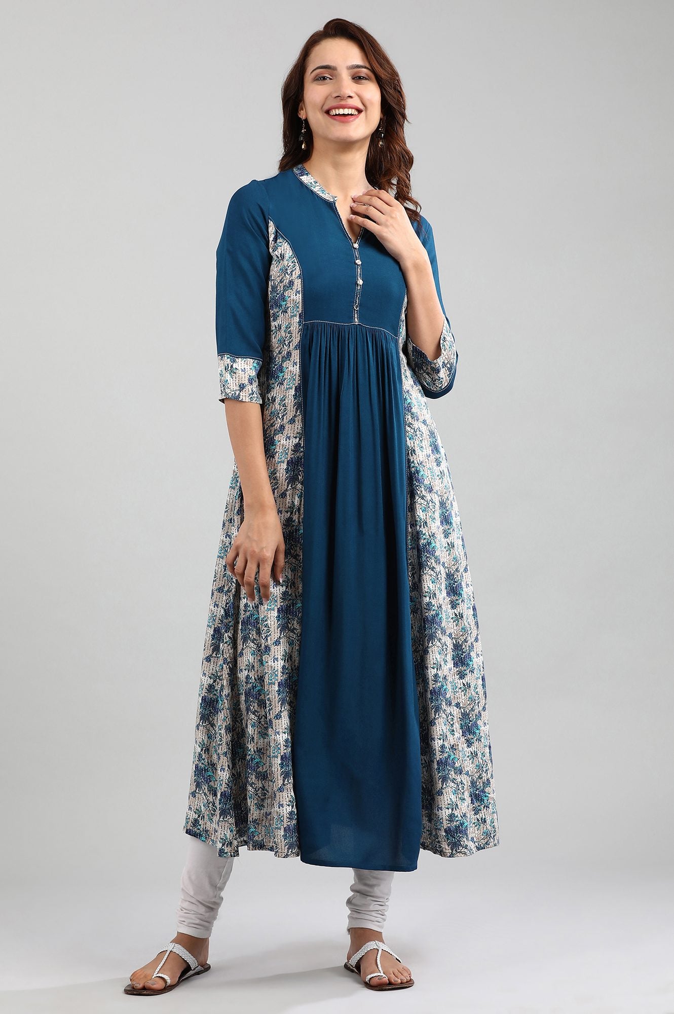 Blue Band Collar Printed kurta