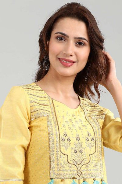 Yellow Round Neck Embellished kurta Set