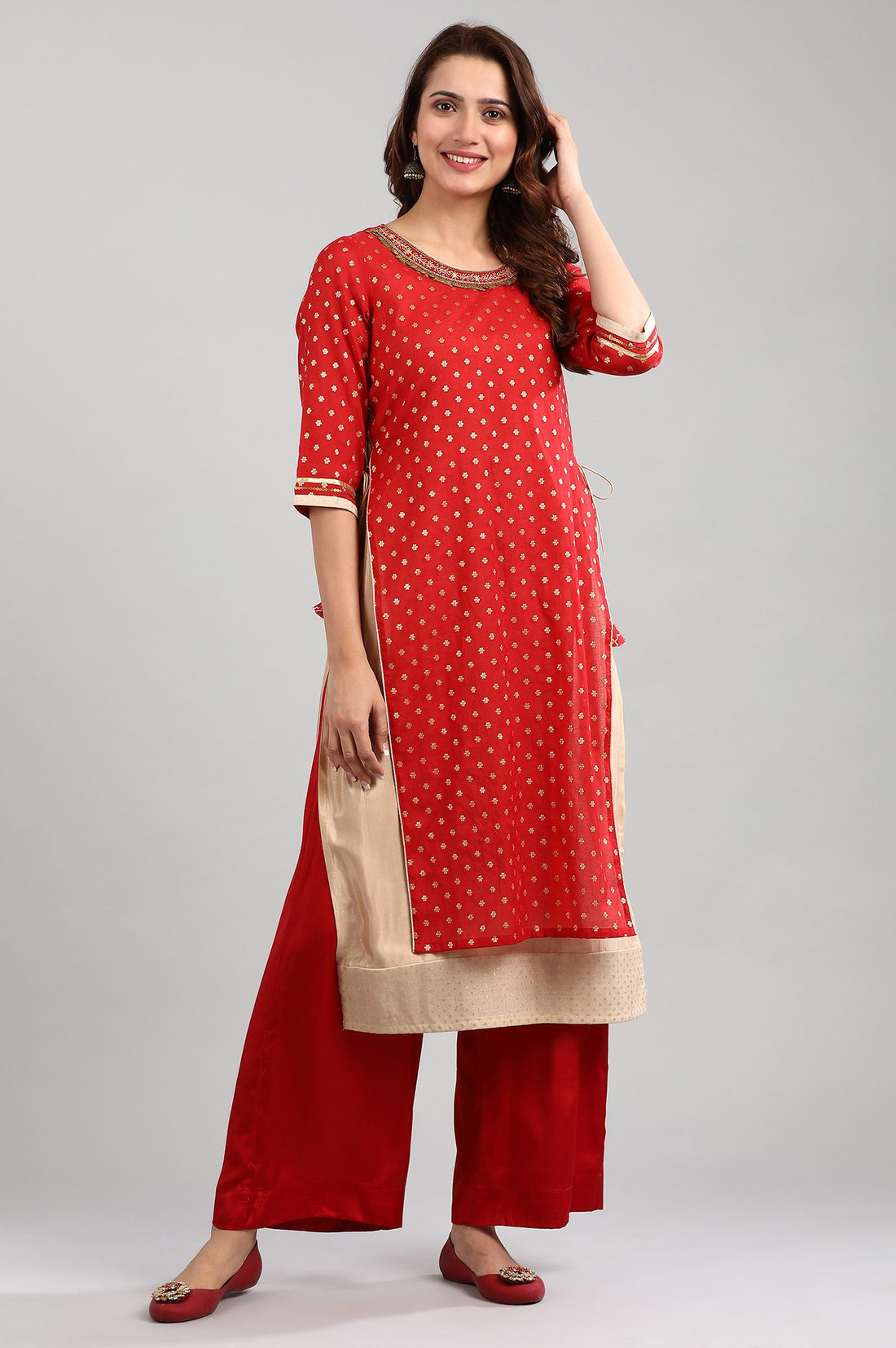 Red Round Neck Embellished kurta Set