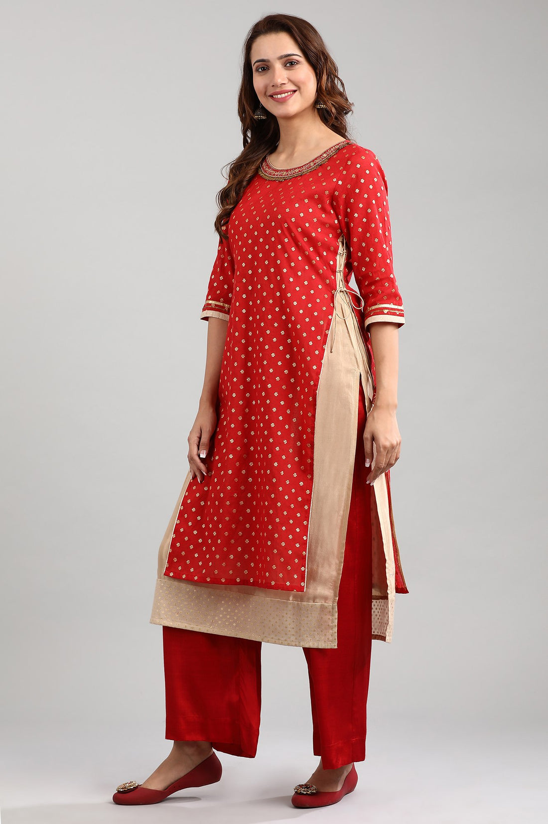 Red Round Neck Embellished kurta Set