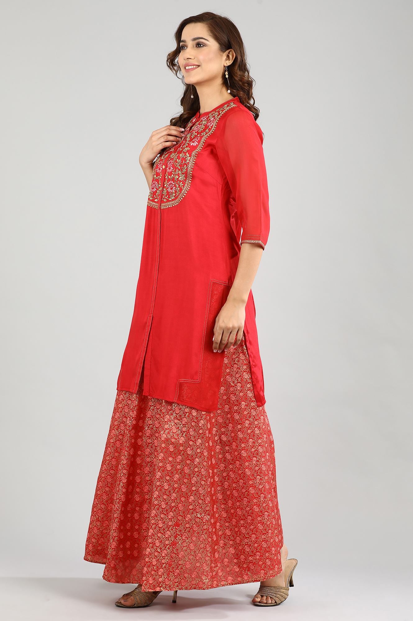 Red Mandarin Neck Embellished kurta Set