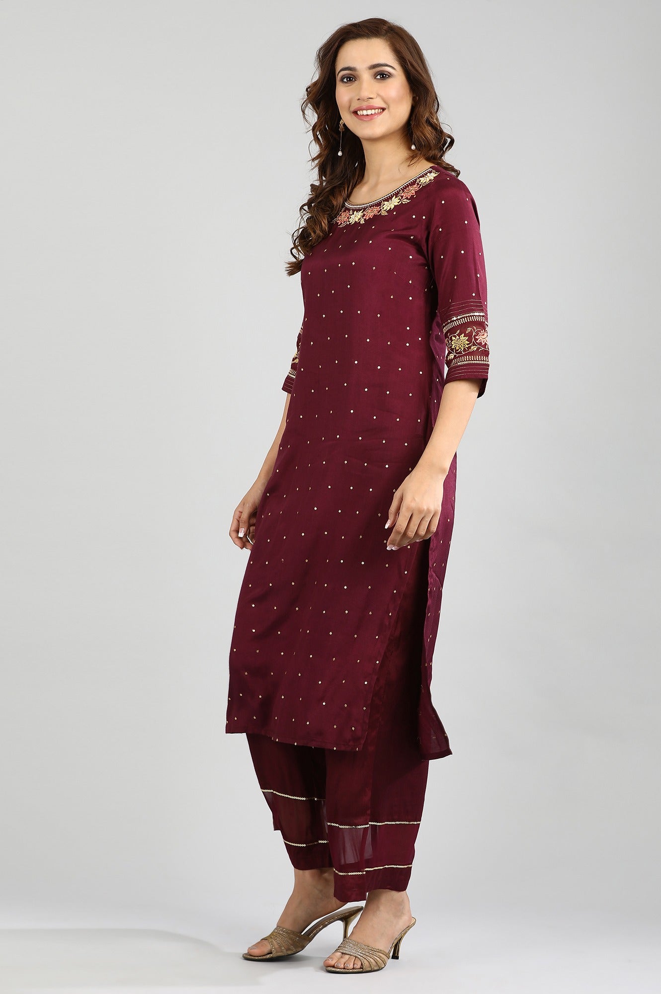 Wine Round Neck Floral Embroidered kurta Set