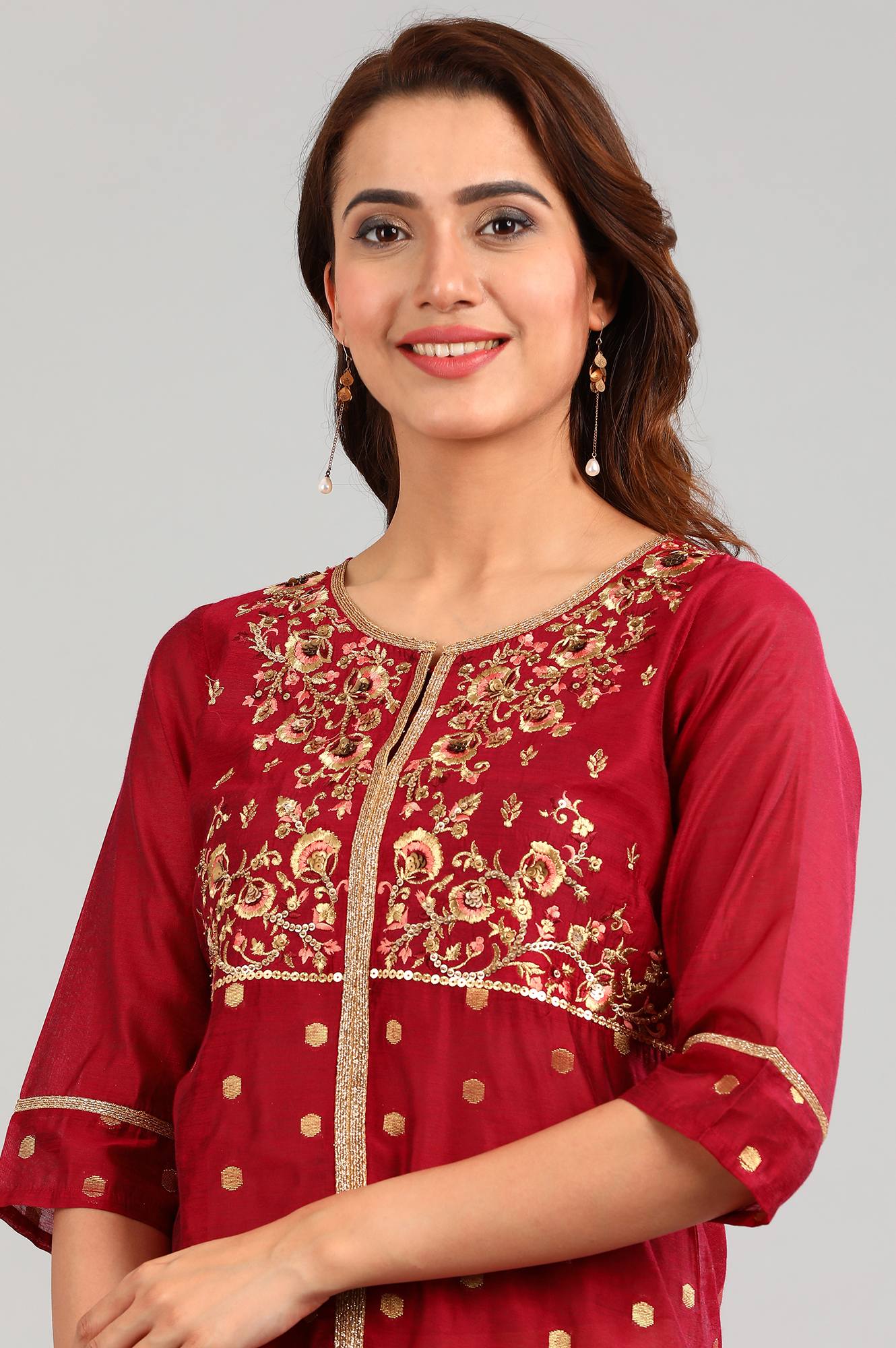 Red Round Neck Embellished kurta Set