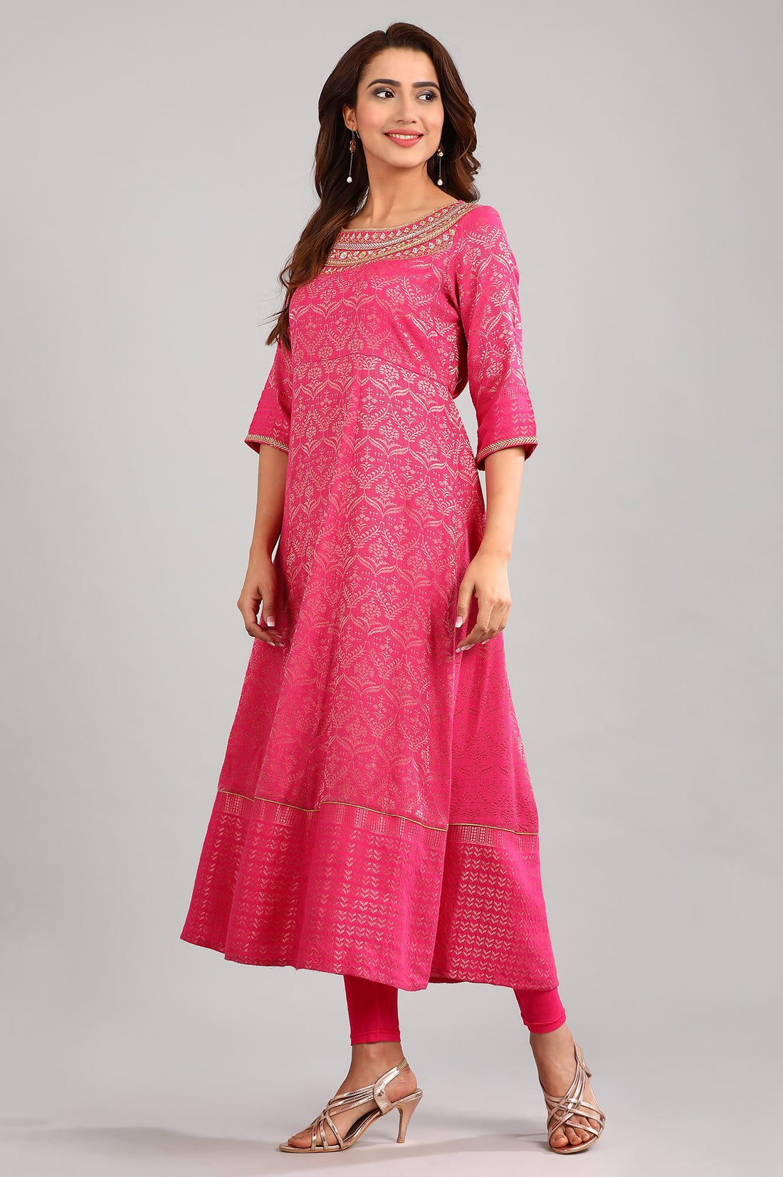 Pink Round Neck Yarn-dyed kurta Set