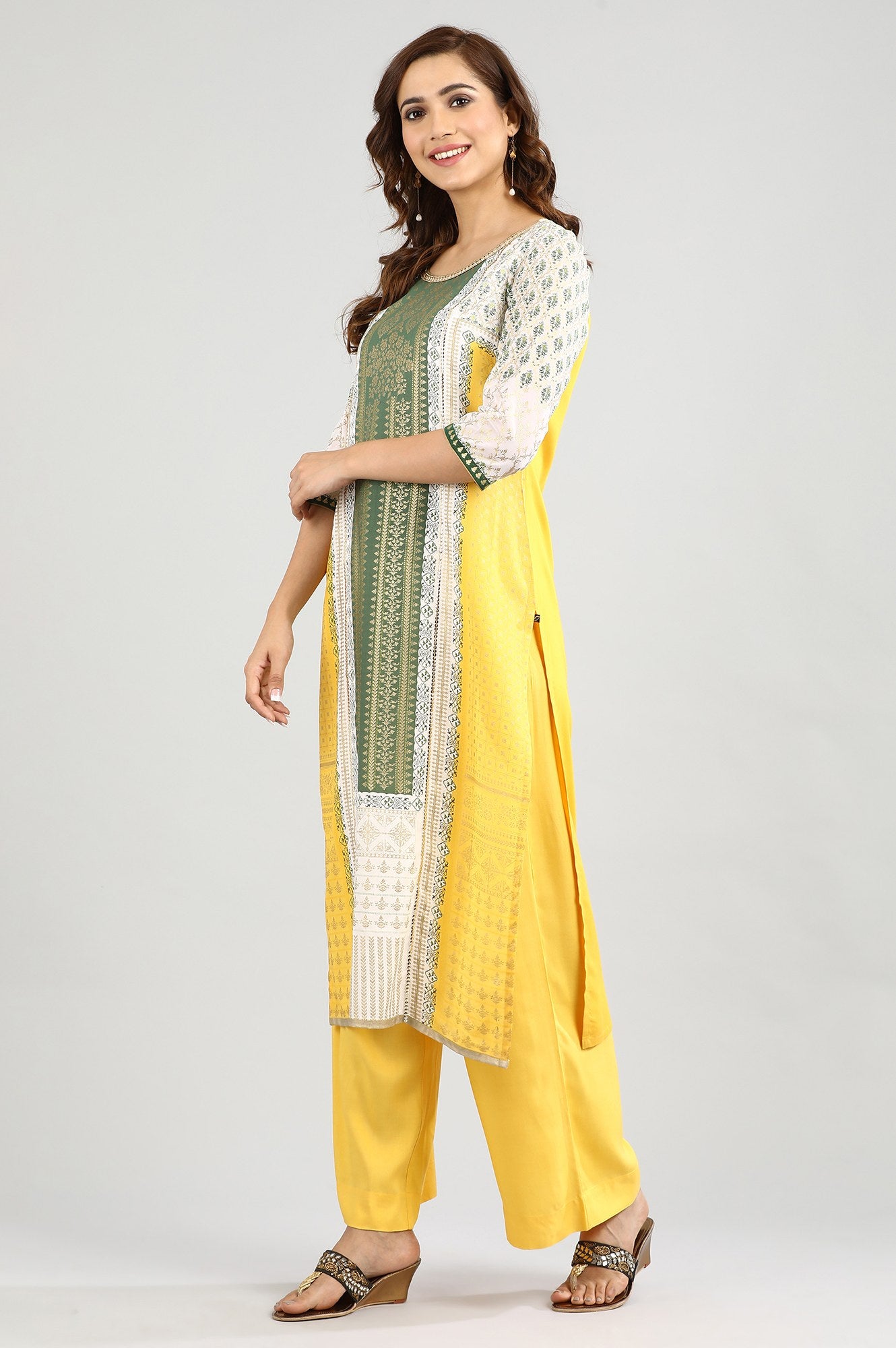 Yellow Round Neck Printed kurta Set