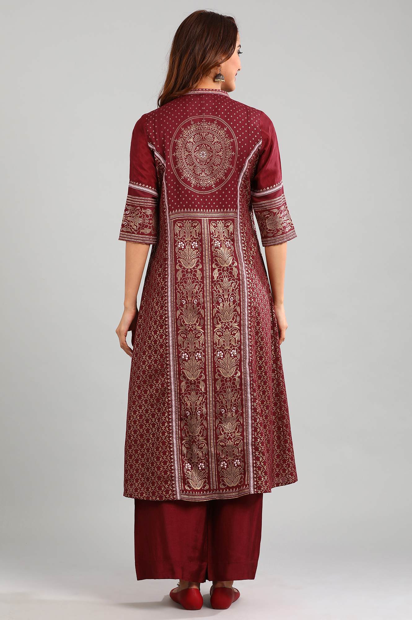 Maroon Band Collar Embellished kurta Set