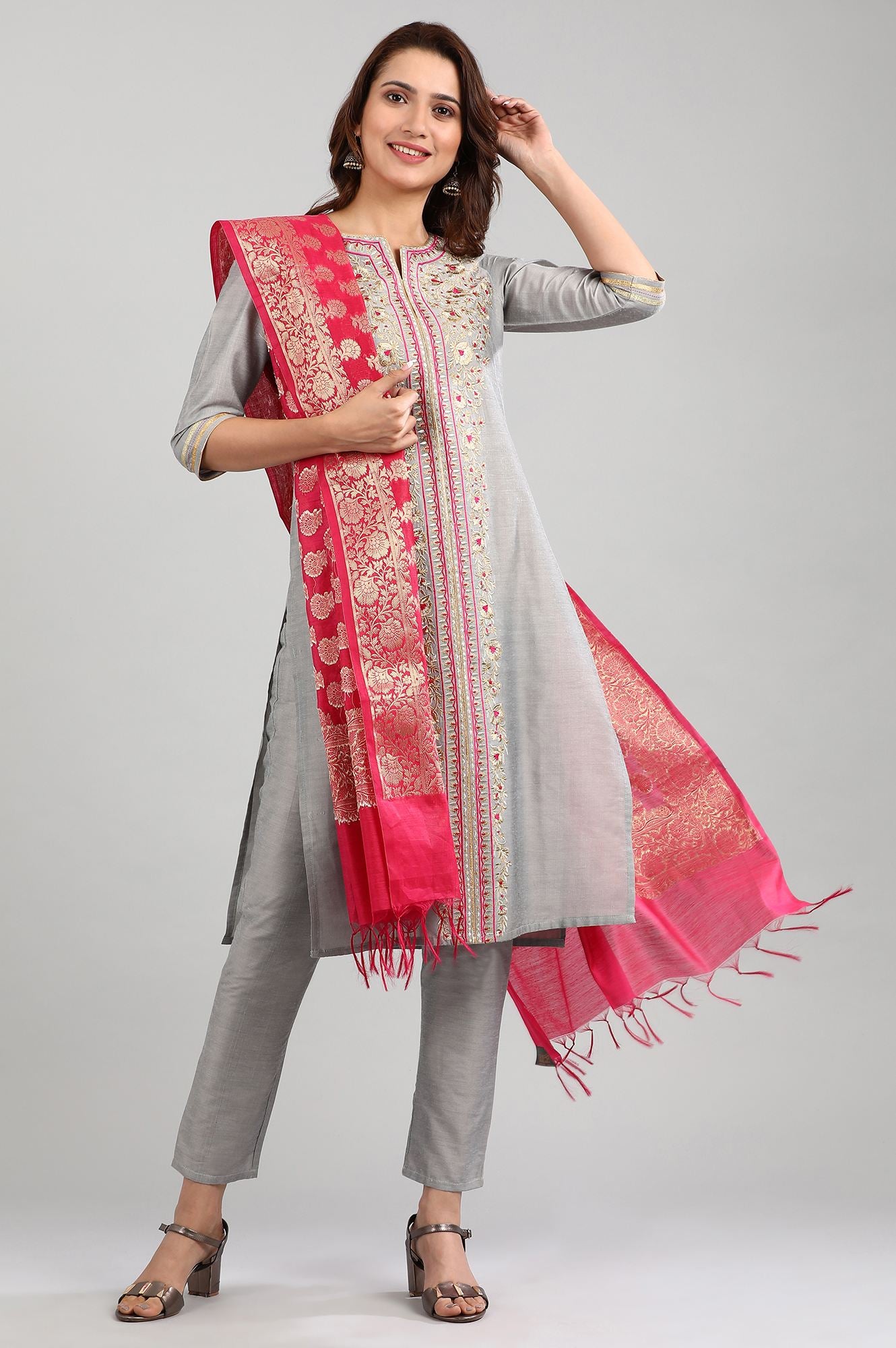 Grey Round Neck Yarn-dyed kurta Set