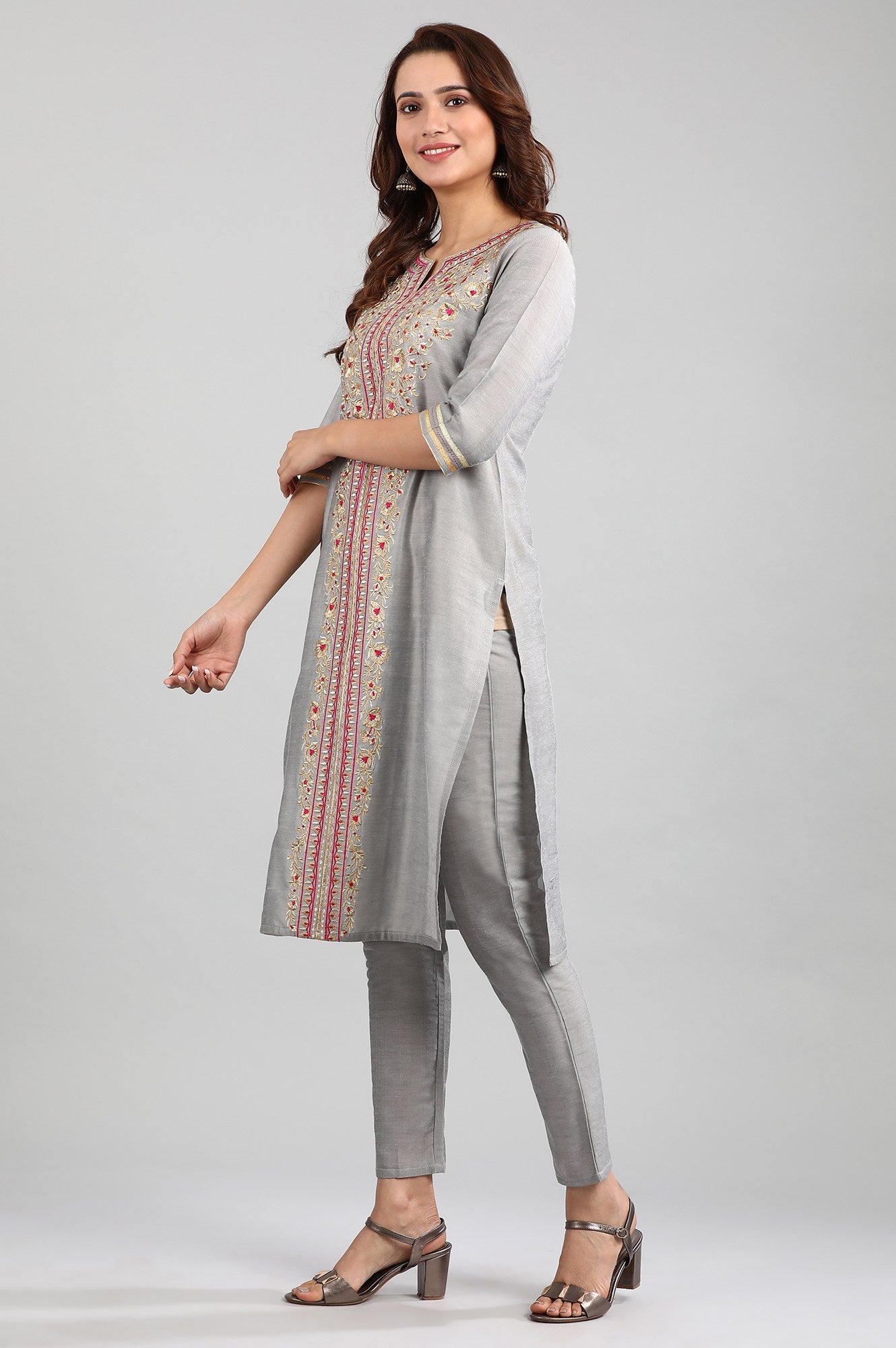 Grey Round Neck Yarn-dyed kurta Set