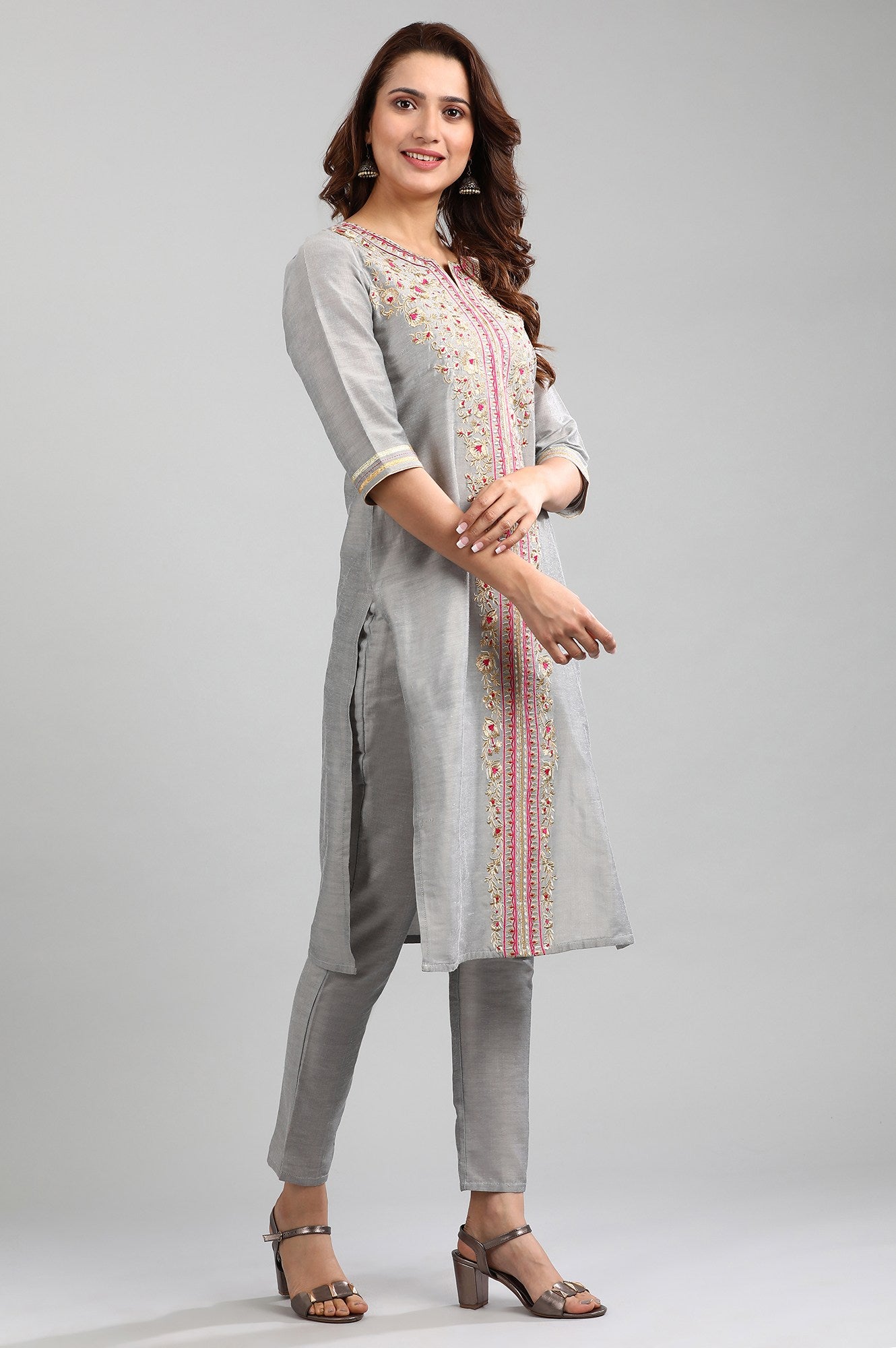 Grey Round Neck Yarn-dyed kurta Set