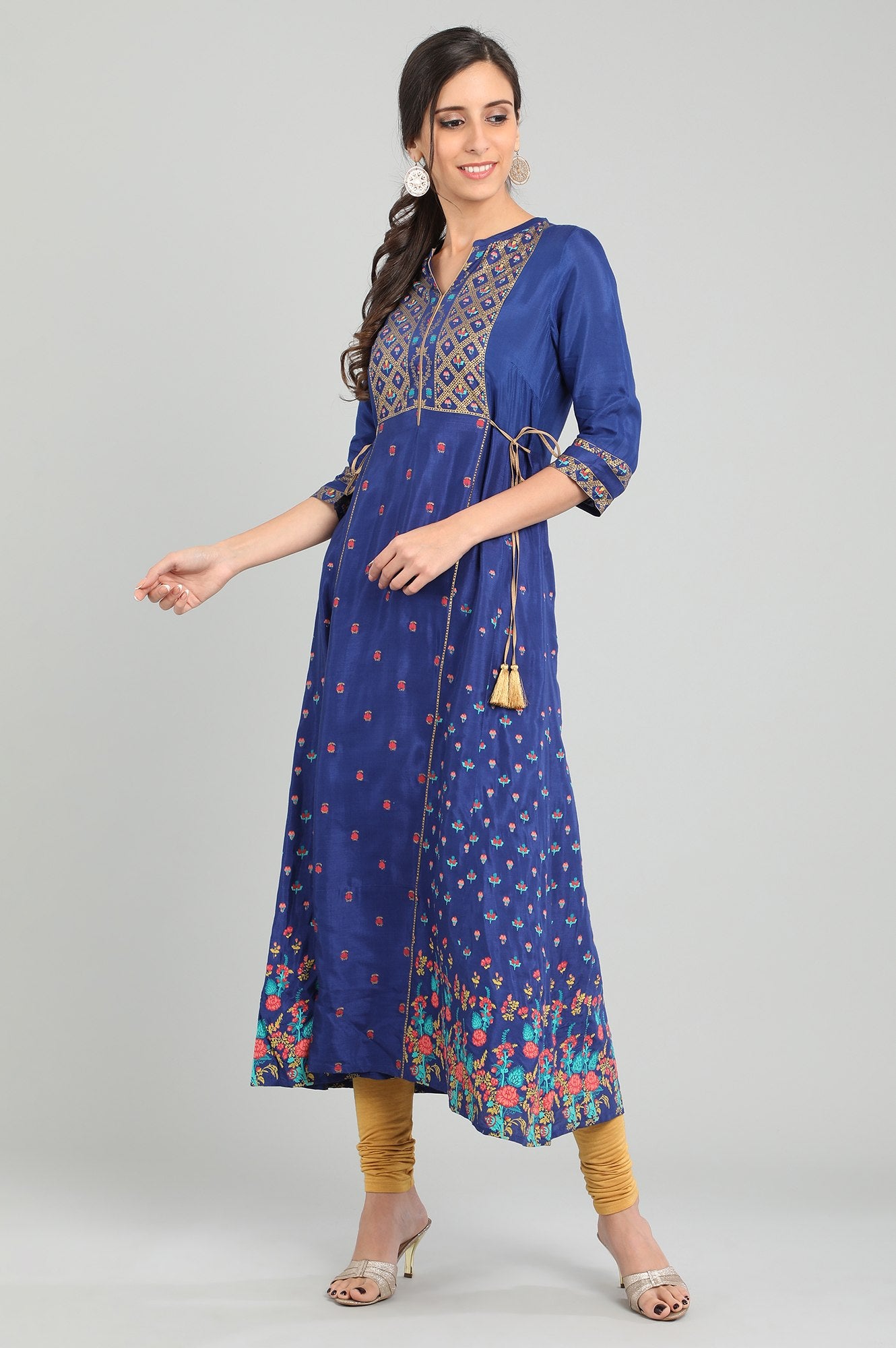 Blue Band Collar Printed kurta