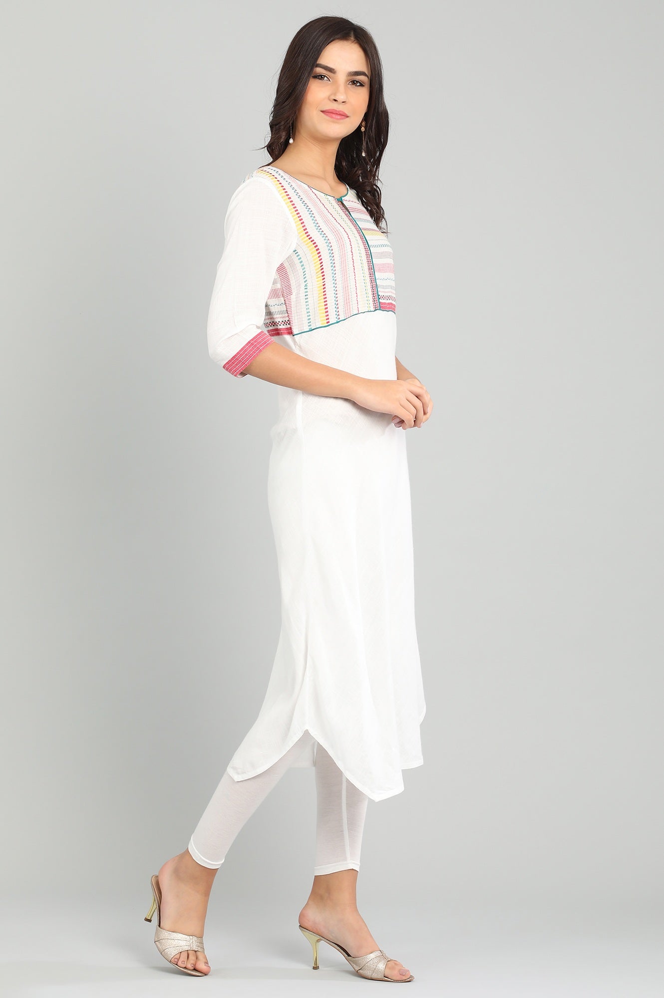 White Round Neck Yarn-dyed kurta