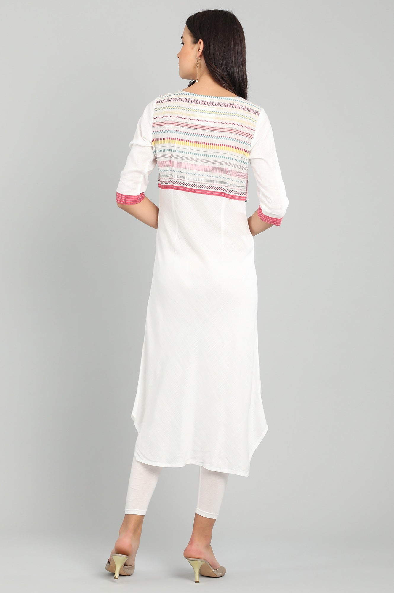 White Round Neck Yarn-dyed kurta