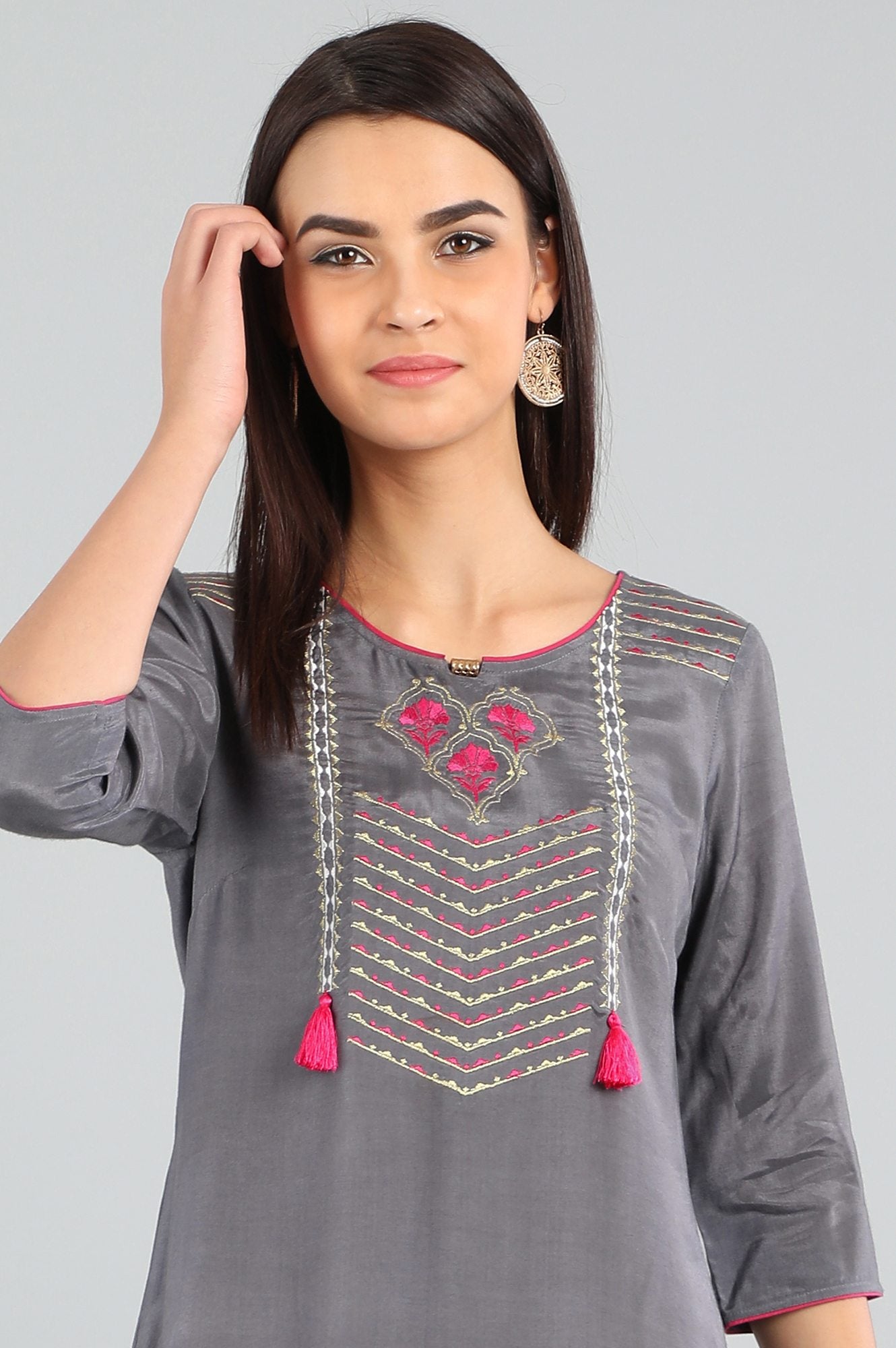 Grey Round Neck Tassel kurta