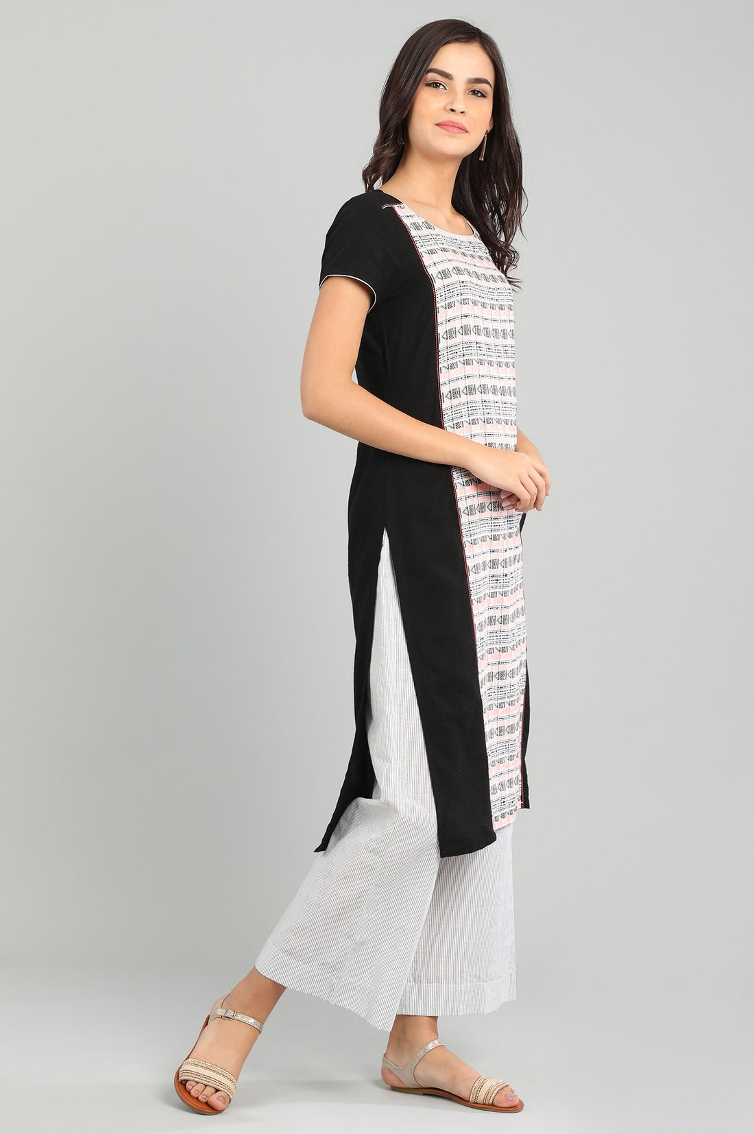 Black Round Neck Yarn-dyed kurta