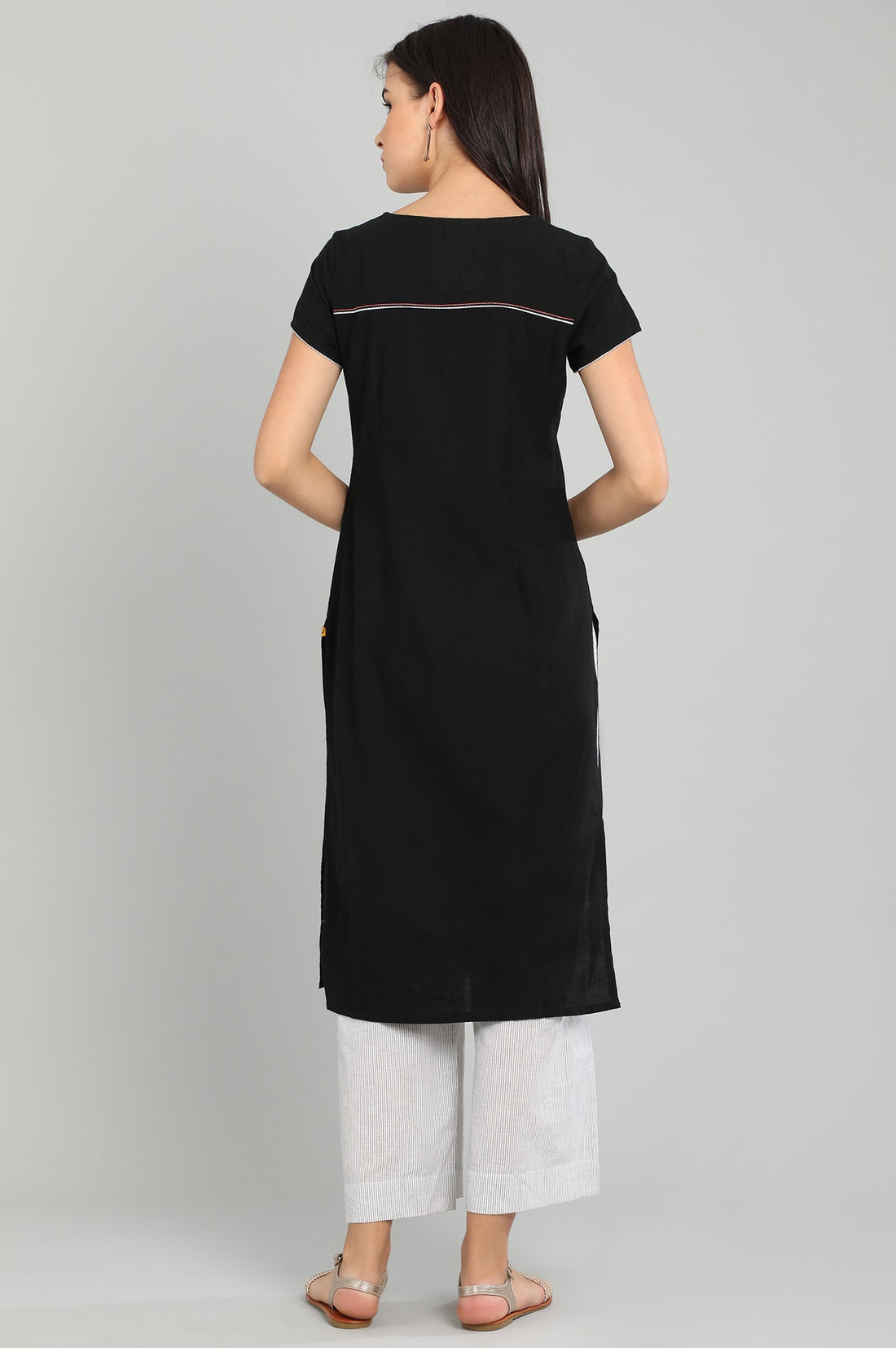 Black Round Neck Yarn-dyed kurta