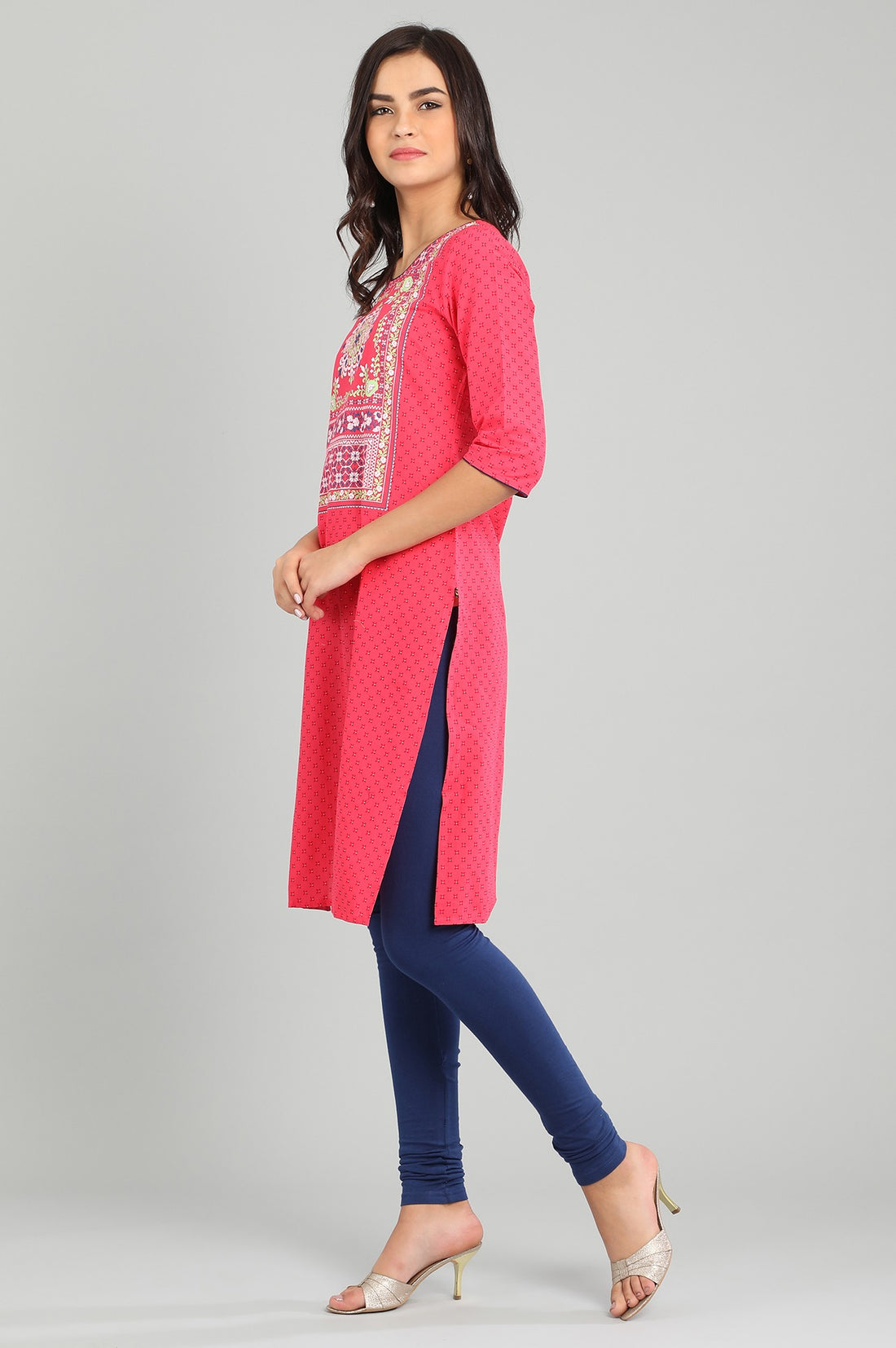 Pink V-Neck Printed kurta