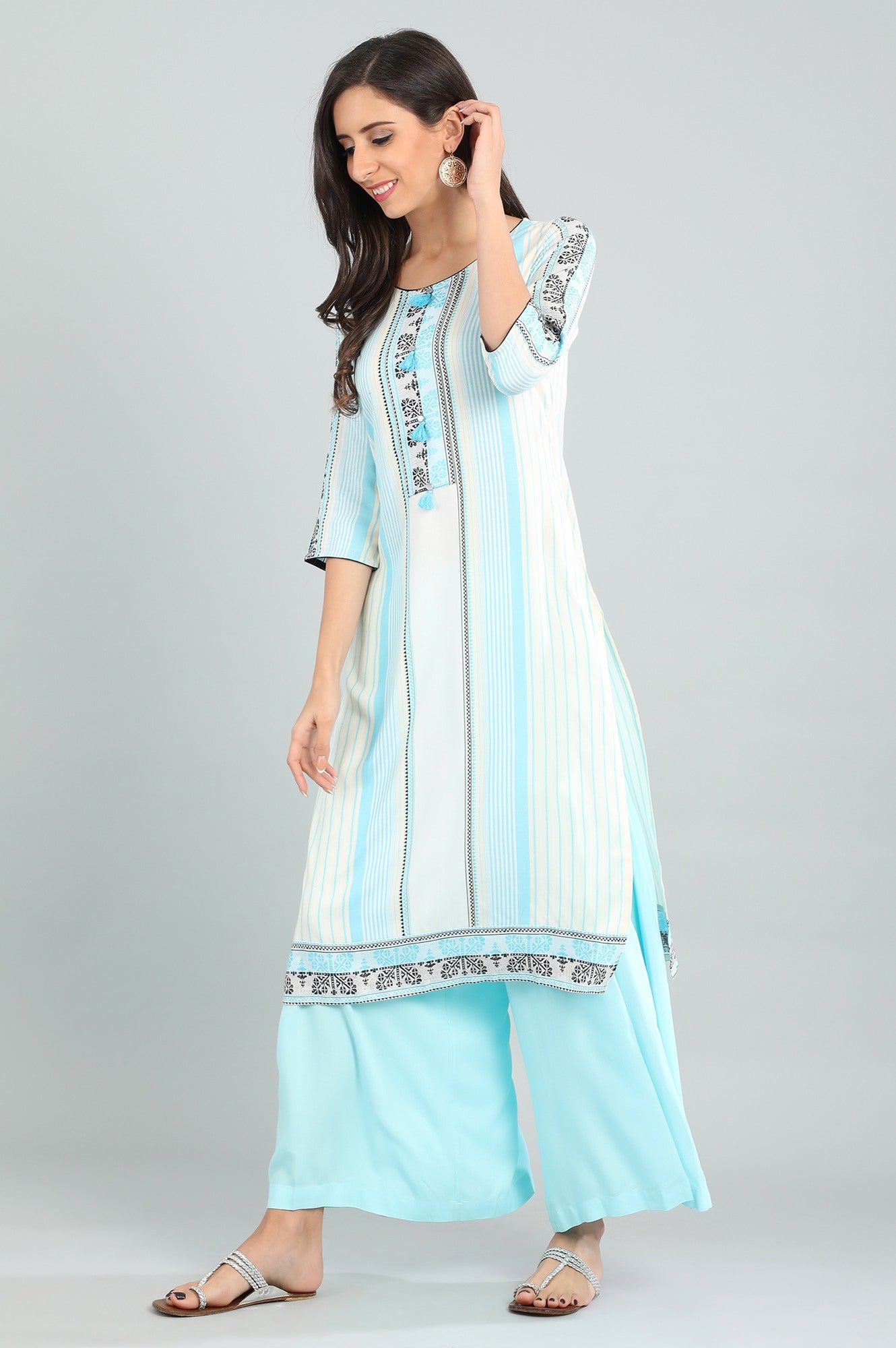 Blue Round Neck Yarn-dyed kurta