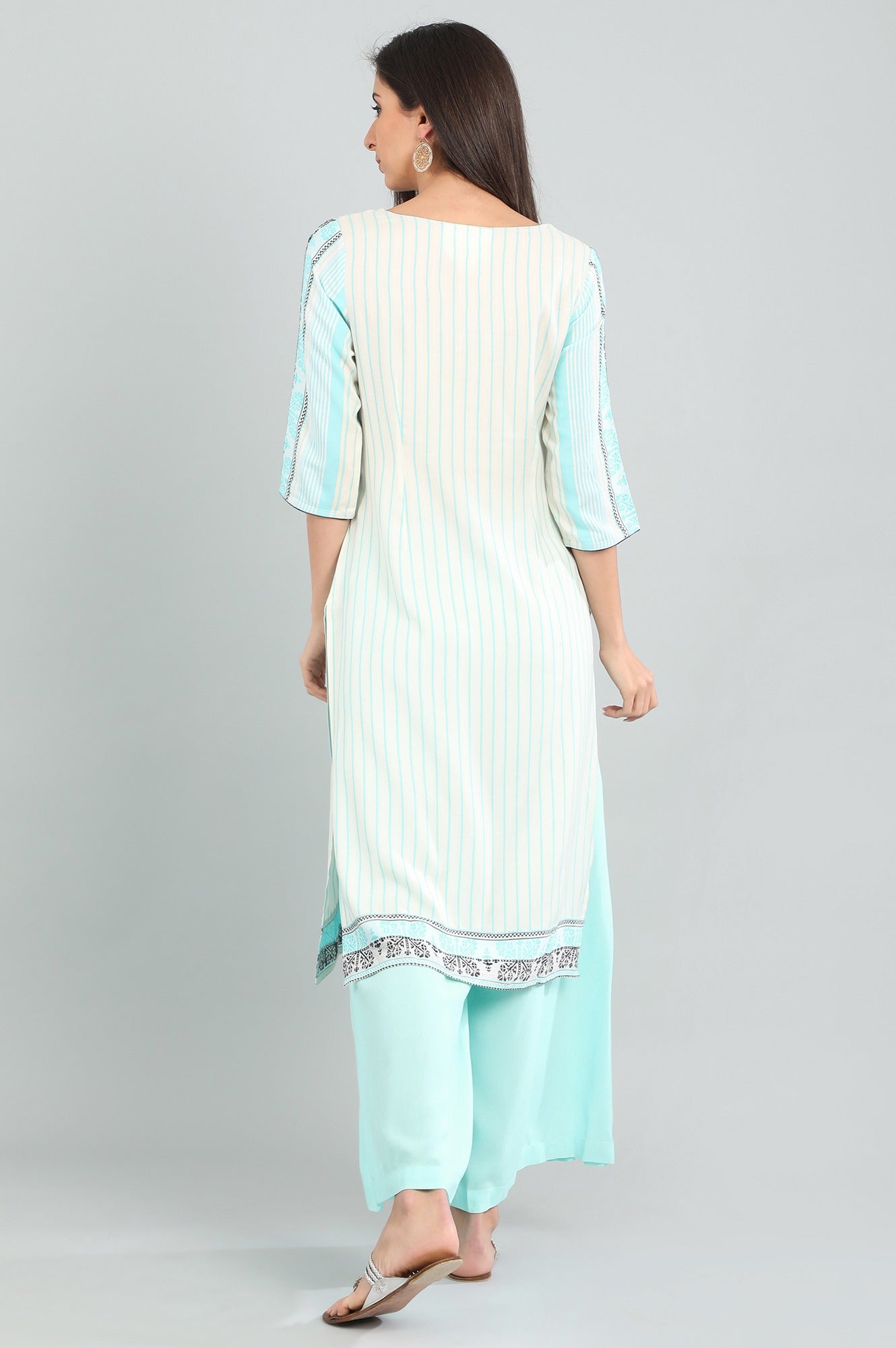 Blue Round Neck Yarn-dyed kurta