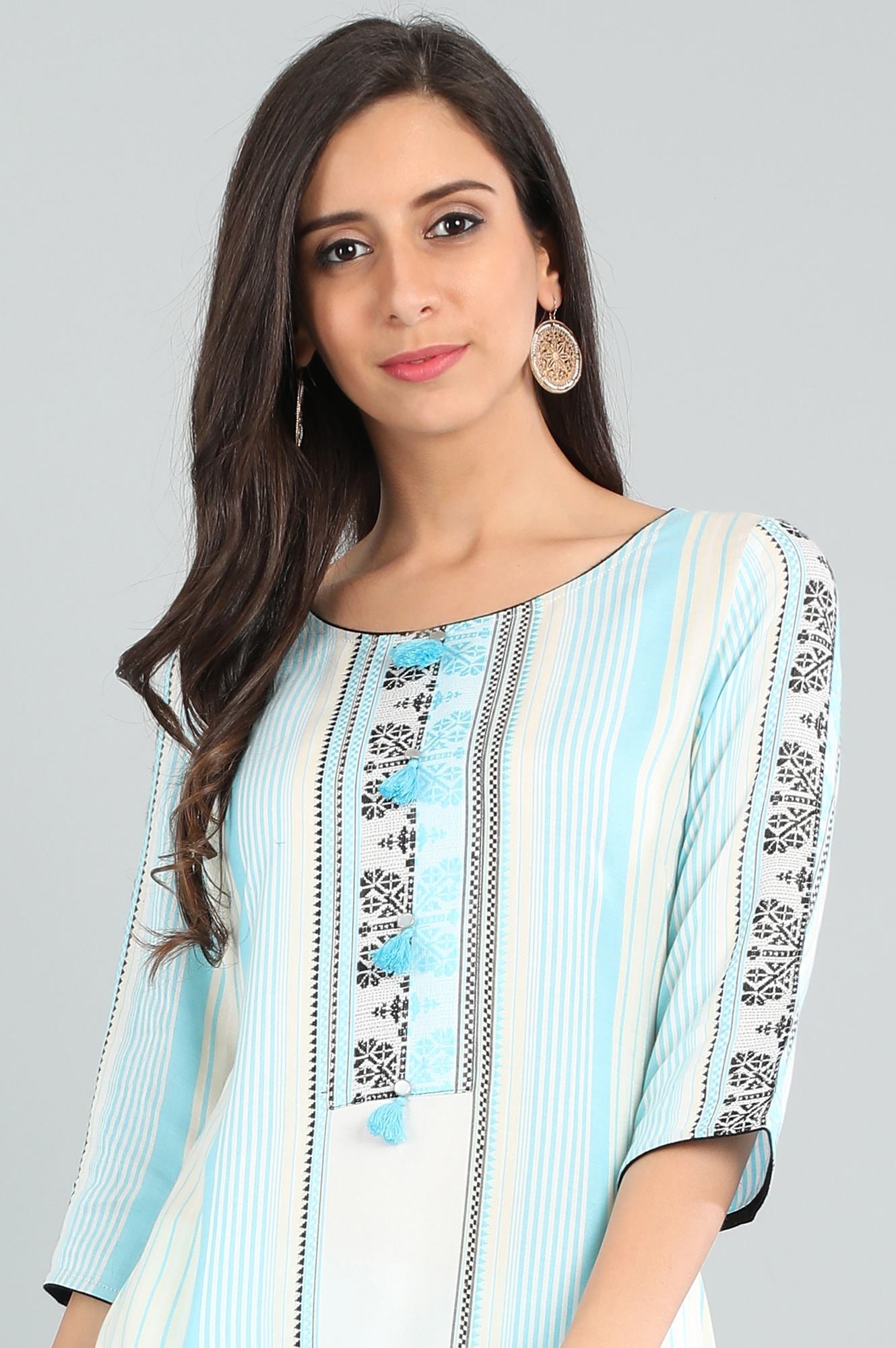 Blue Round Neck Yarn-dyed kurta