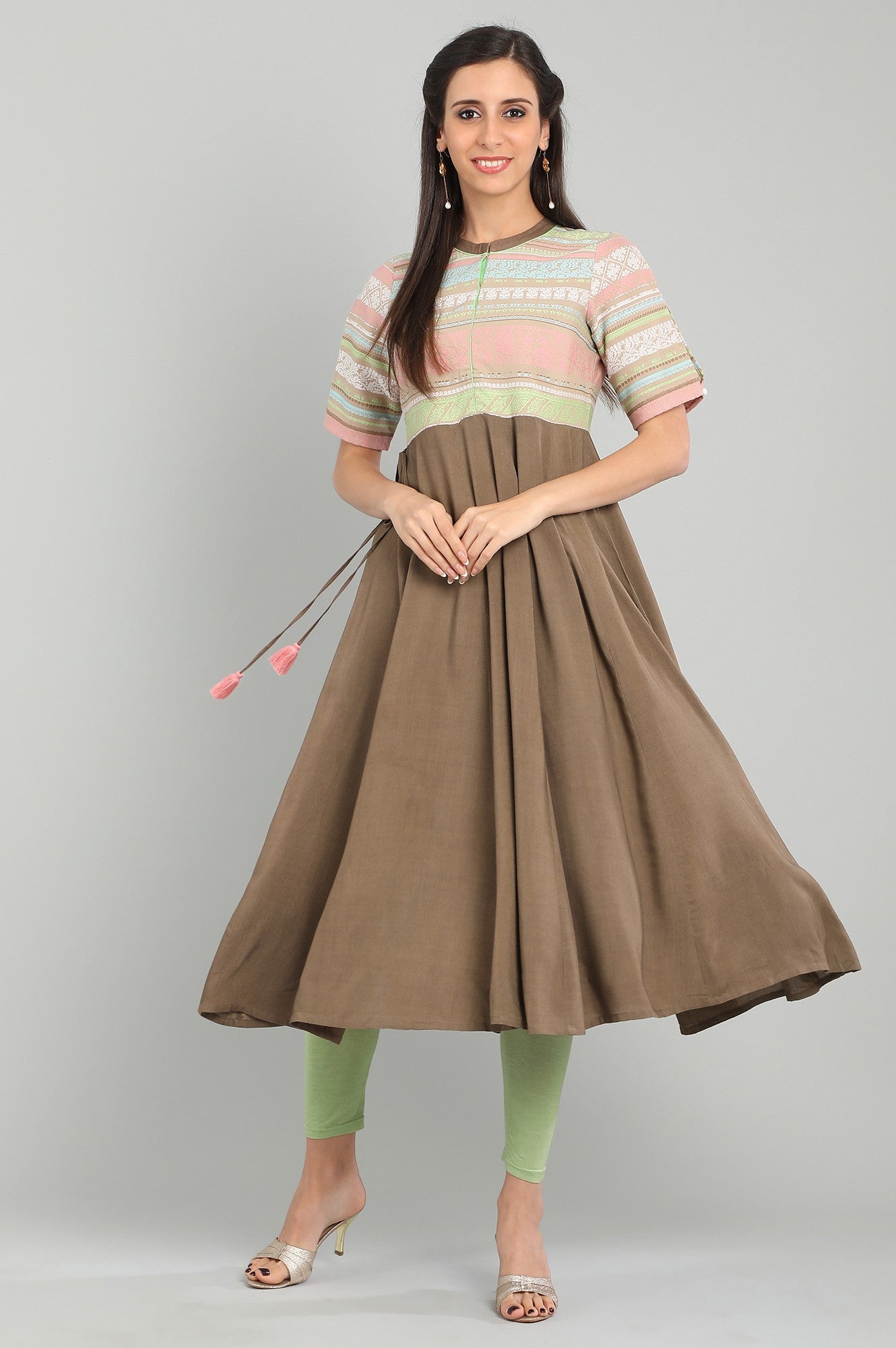 Brown Band Collar Yarn-dyed kurta