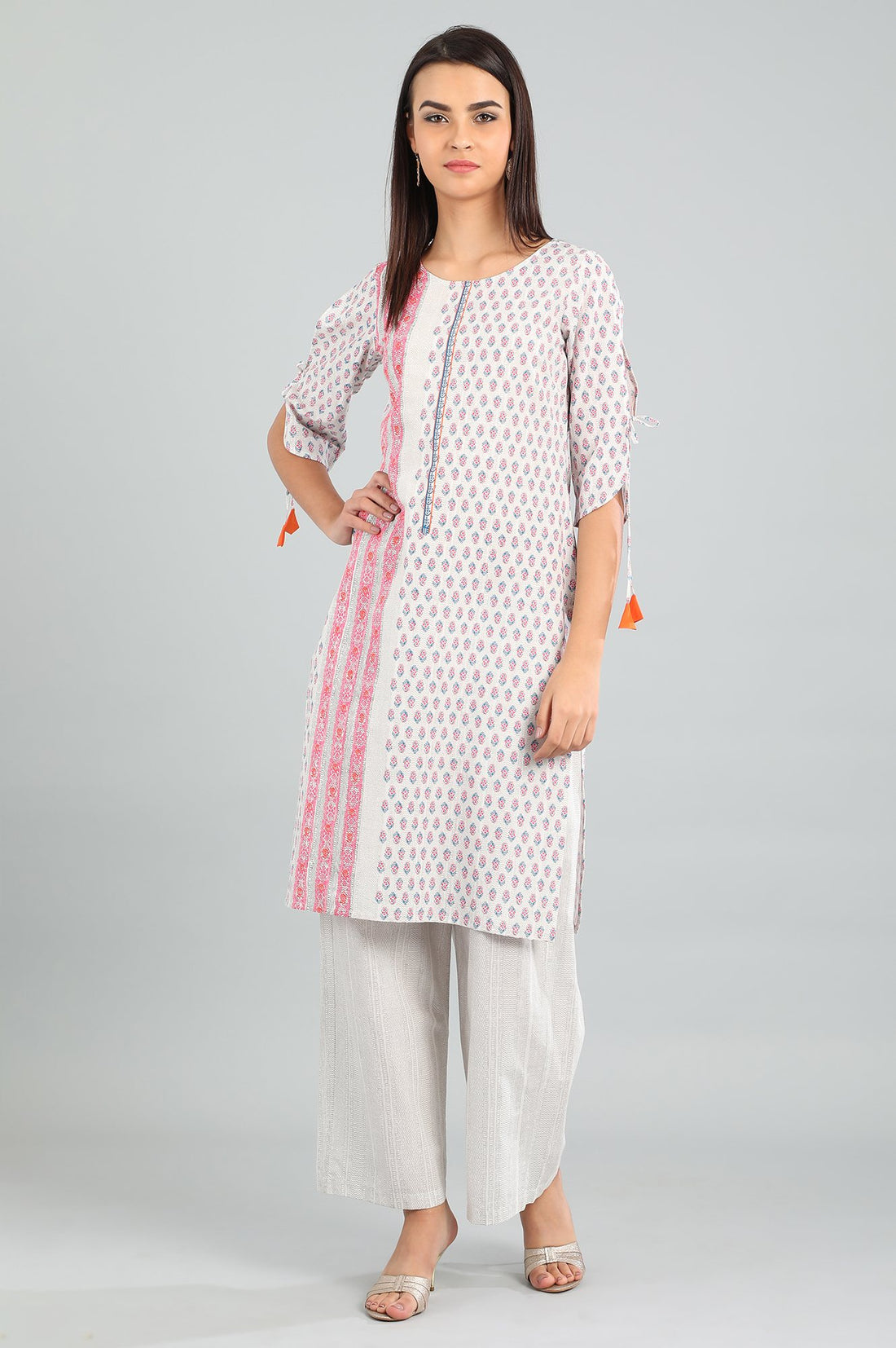 White Round Neck Printed kurta