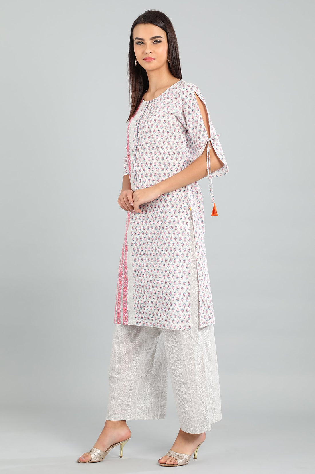 White Round Neck Printed kurta