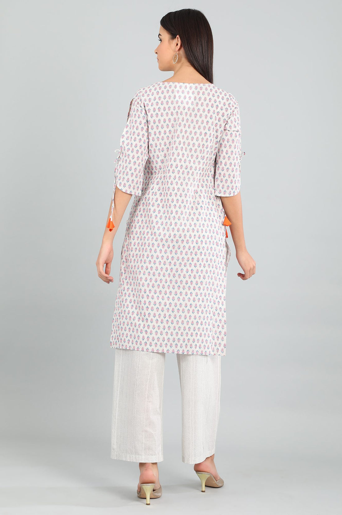 White Round Neck Printed kurta