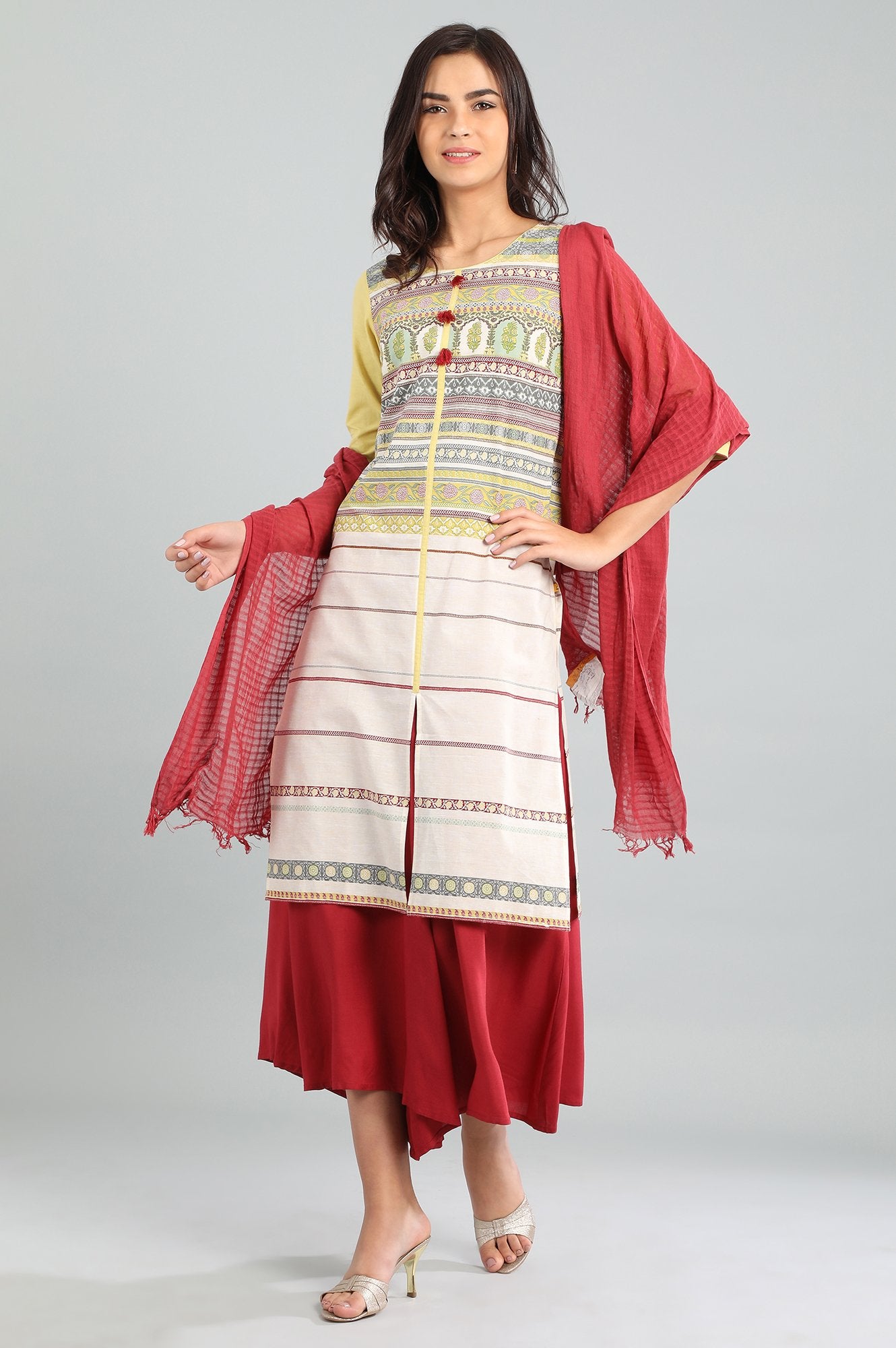 Yellow Round Neck Printed kurta