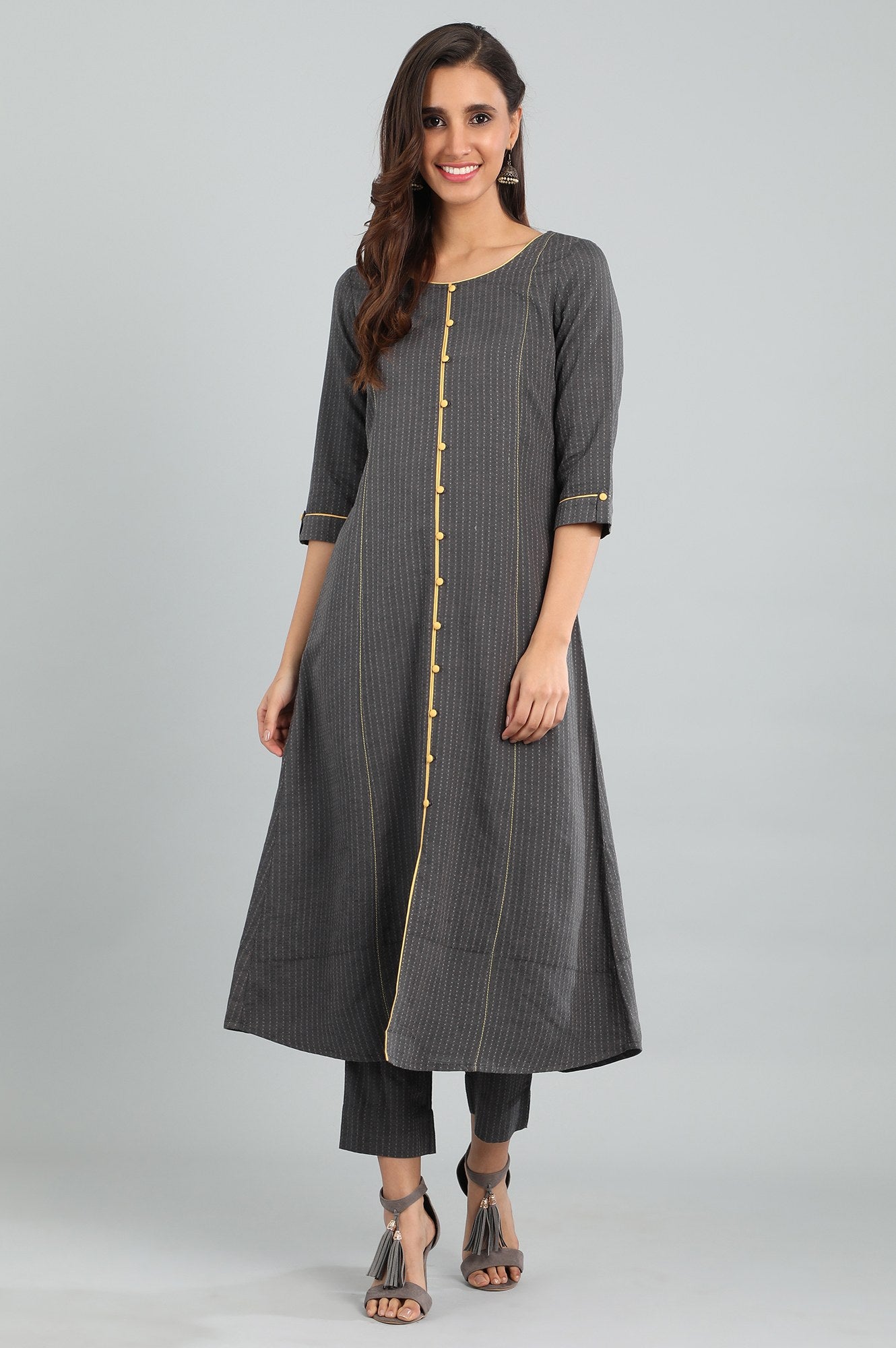 Grey Round Neck Yarn-dyed kurta