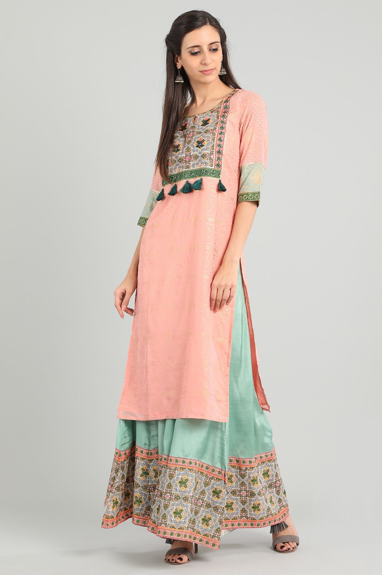 Pink Round Neck Tasselled kurta Set