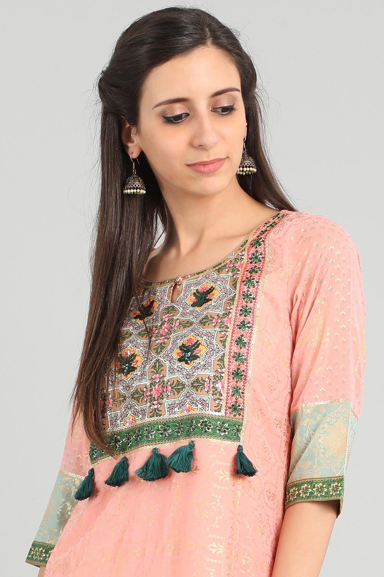 Pink Round Neck Tasselled kurta Set