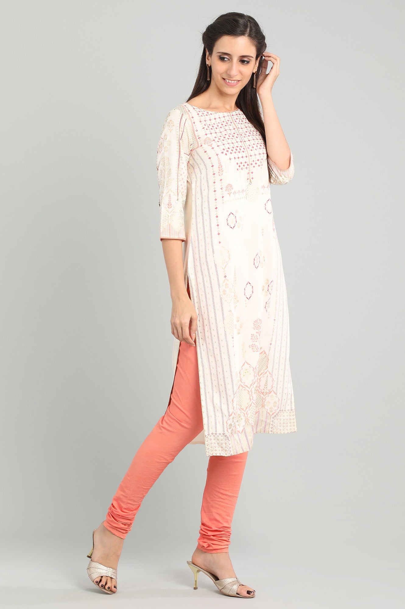 Cream Round Neck kurta Set