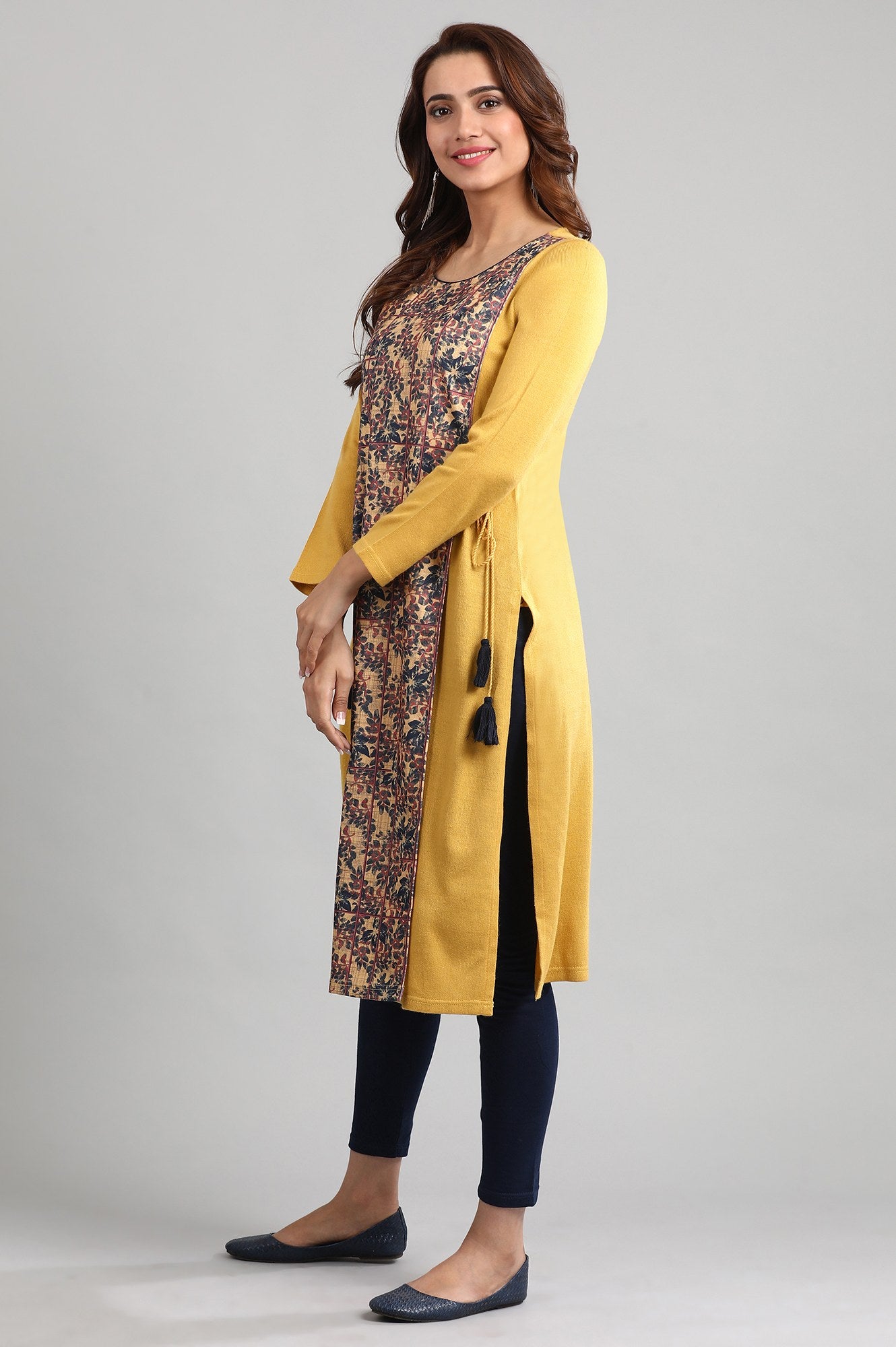 Yellow Round Neck Winter kurta