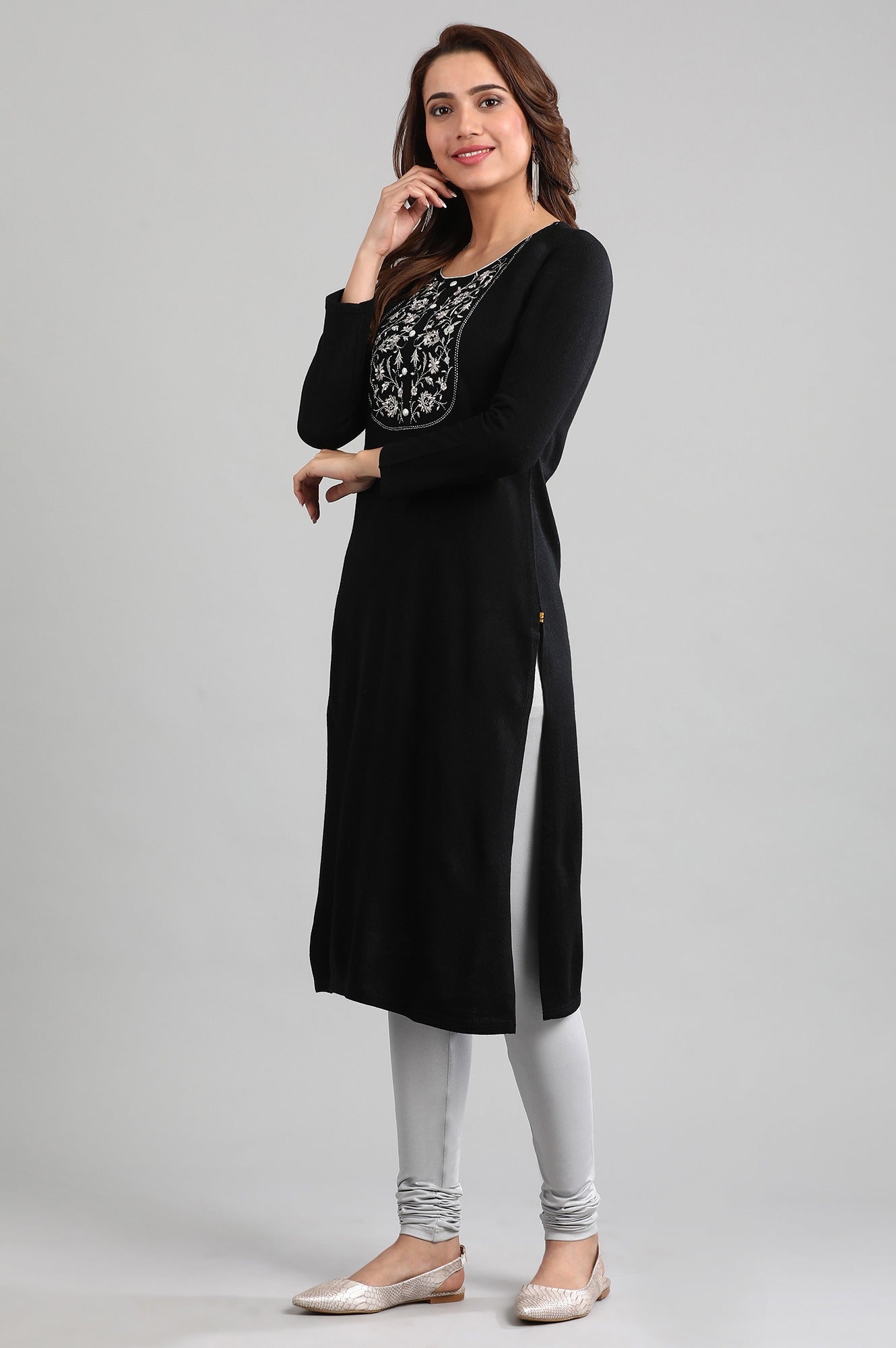 Black Round Neck Yarn-dyed Winter kurta