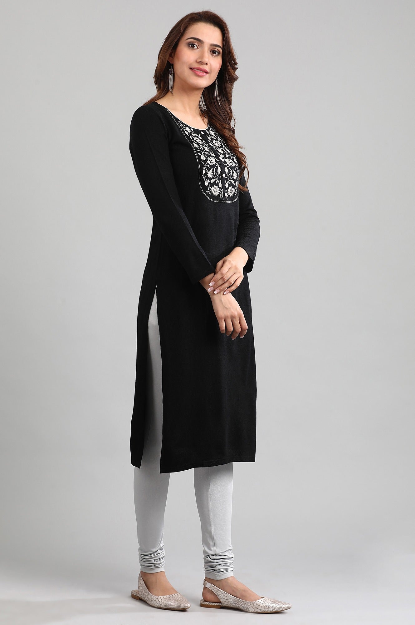 Black Round Neck Yarn-dyed Winter kurta