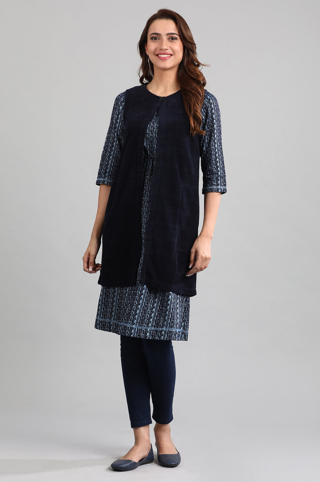 Blue Round Neck Yarn-dyed Winter Gillet