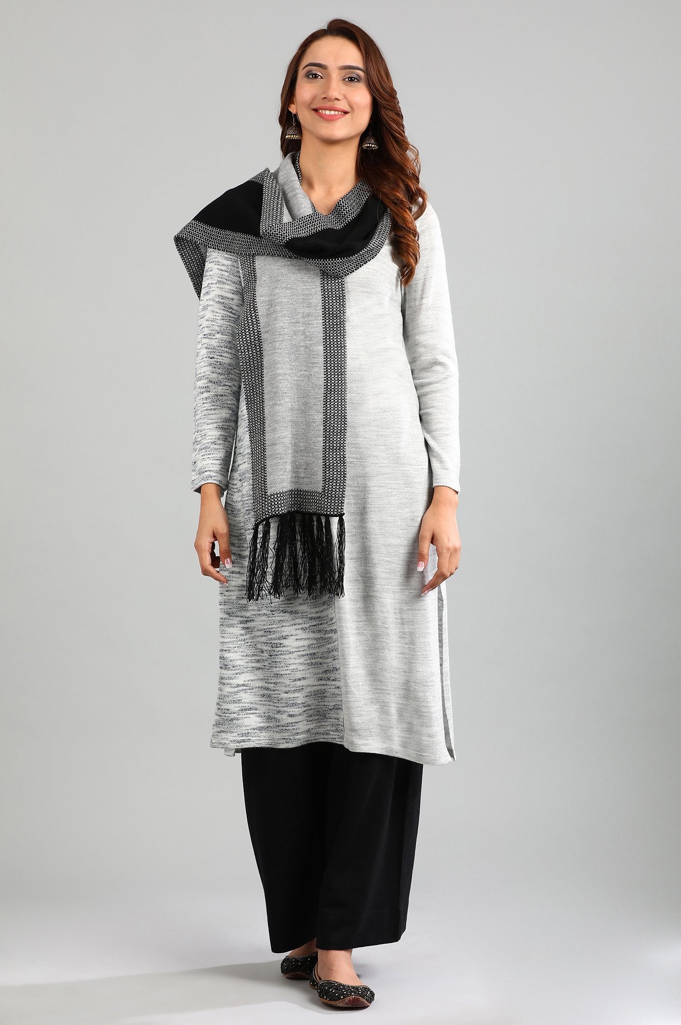 Grey Yarn-dyed Muffler