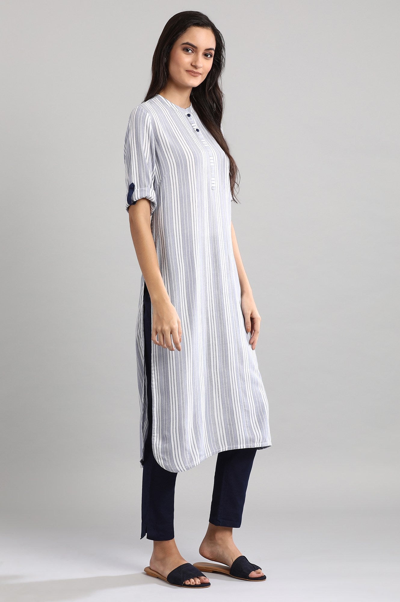 Blue Yarn-Dyed Mandarin kurta