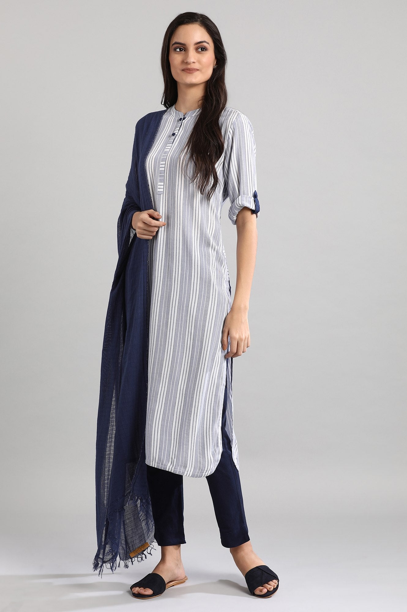 Blue Yarn-Dyed Mandarin kurta