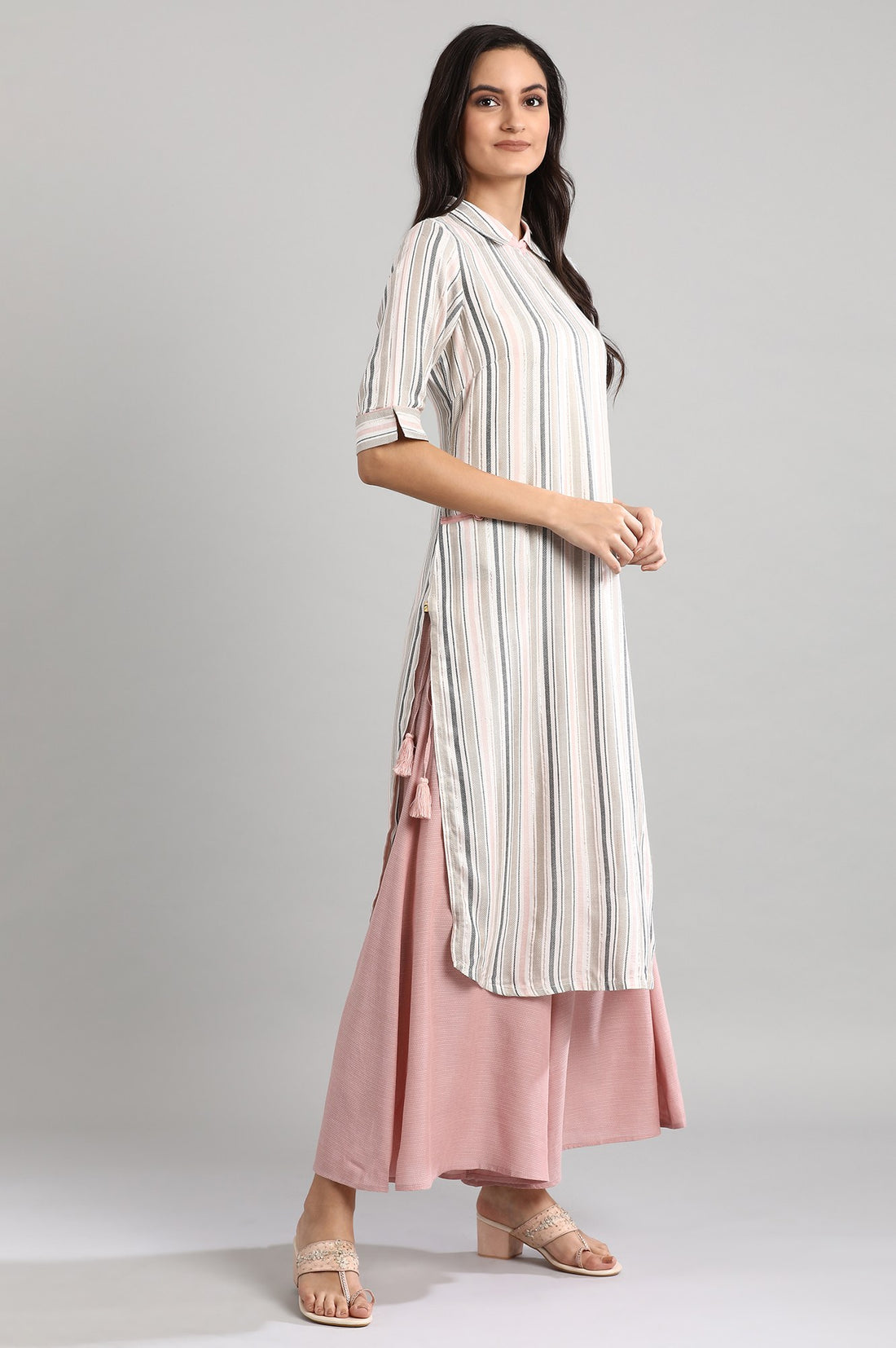 Off-White Striped Collar Neck kurta