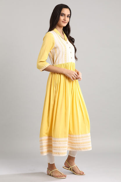 Yellow Shawl Collar Flared kurta