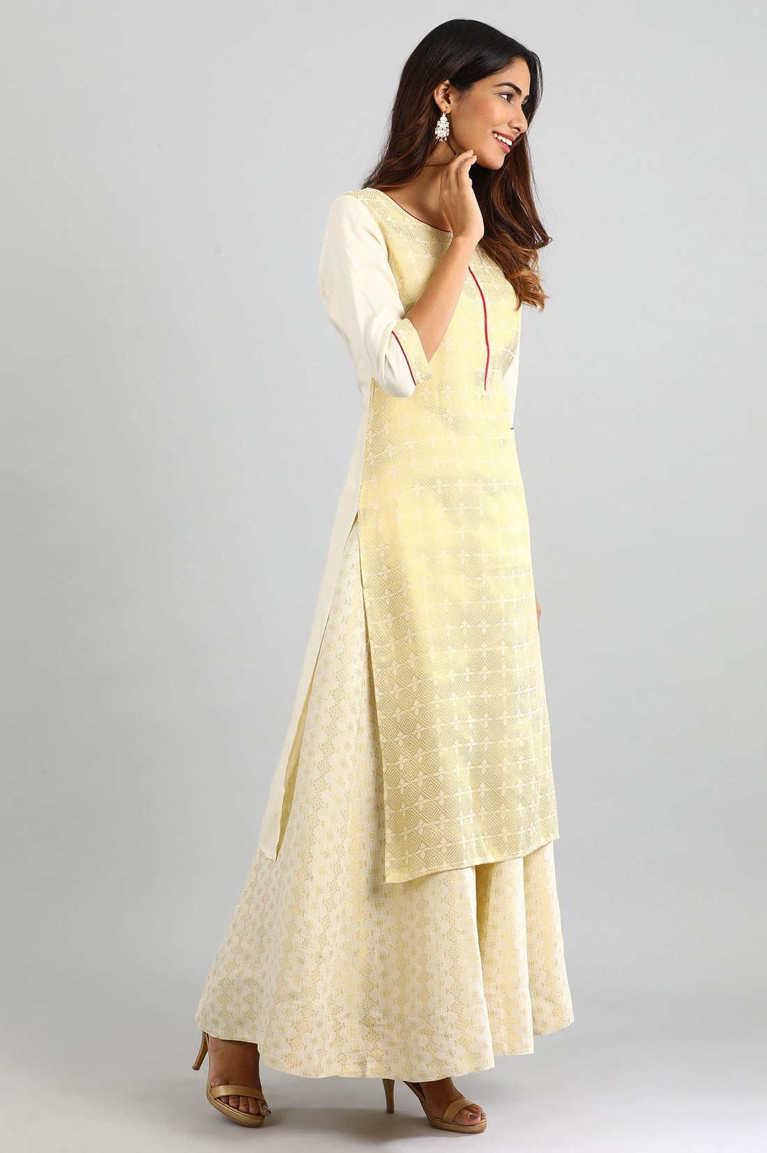 Off-White Round Neck Printed kurta
