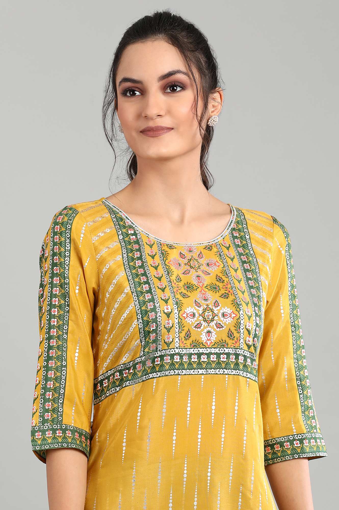 Yellow Round Neck Printed kurta