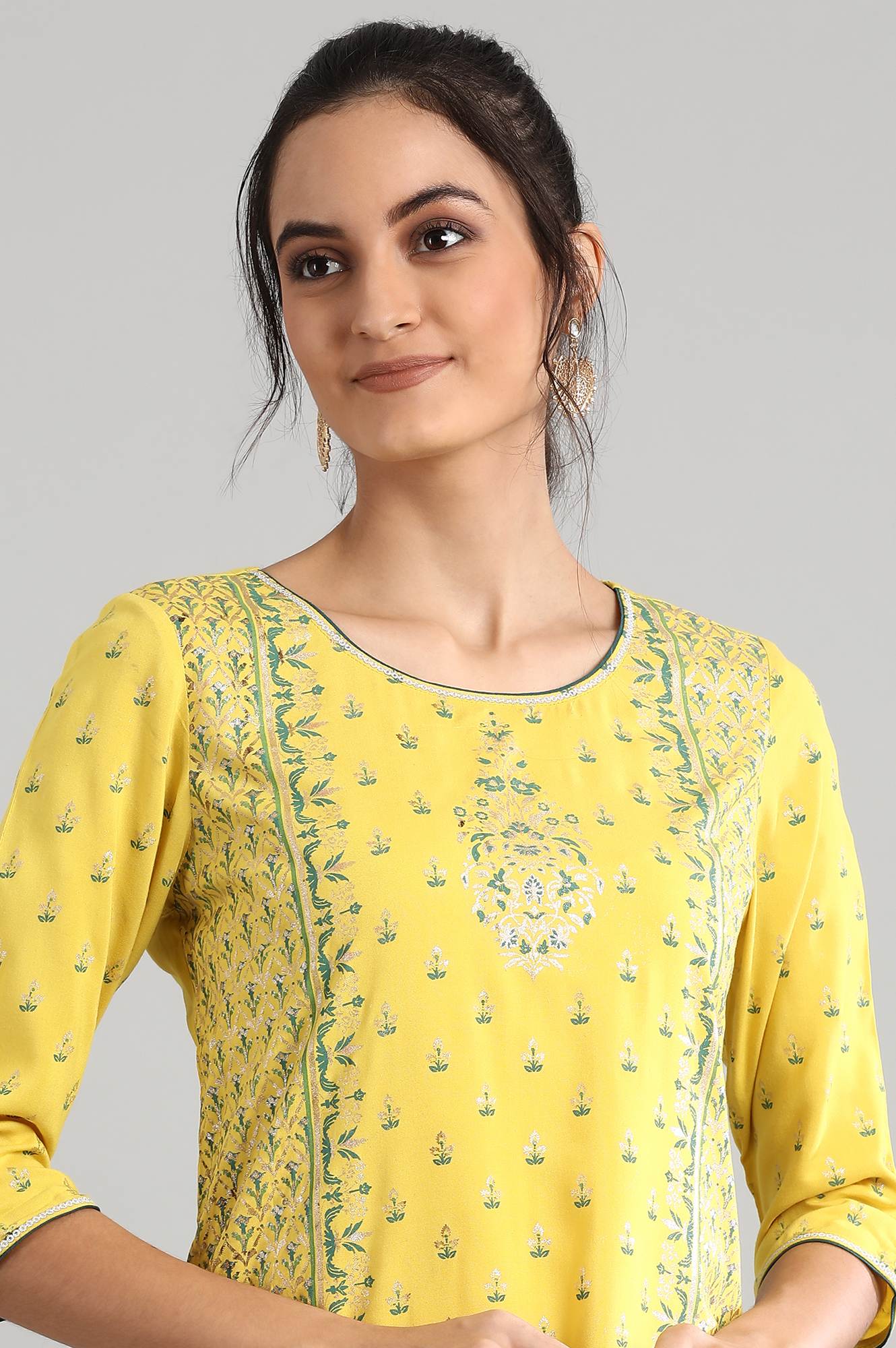 Yellow Round Neck Printed kurta