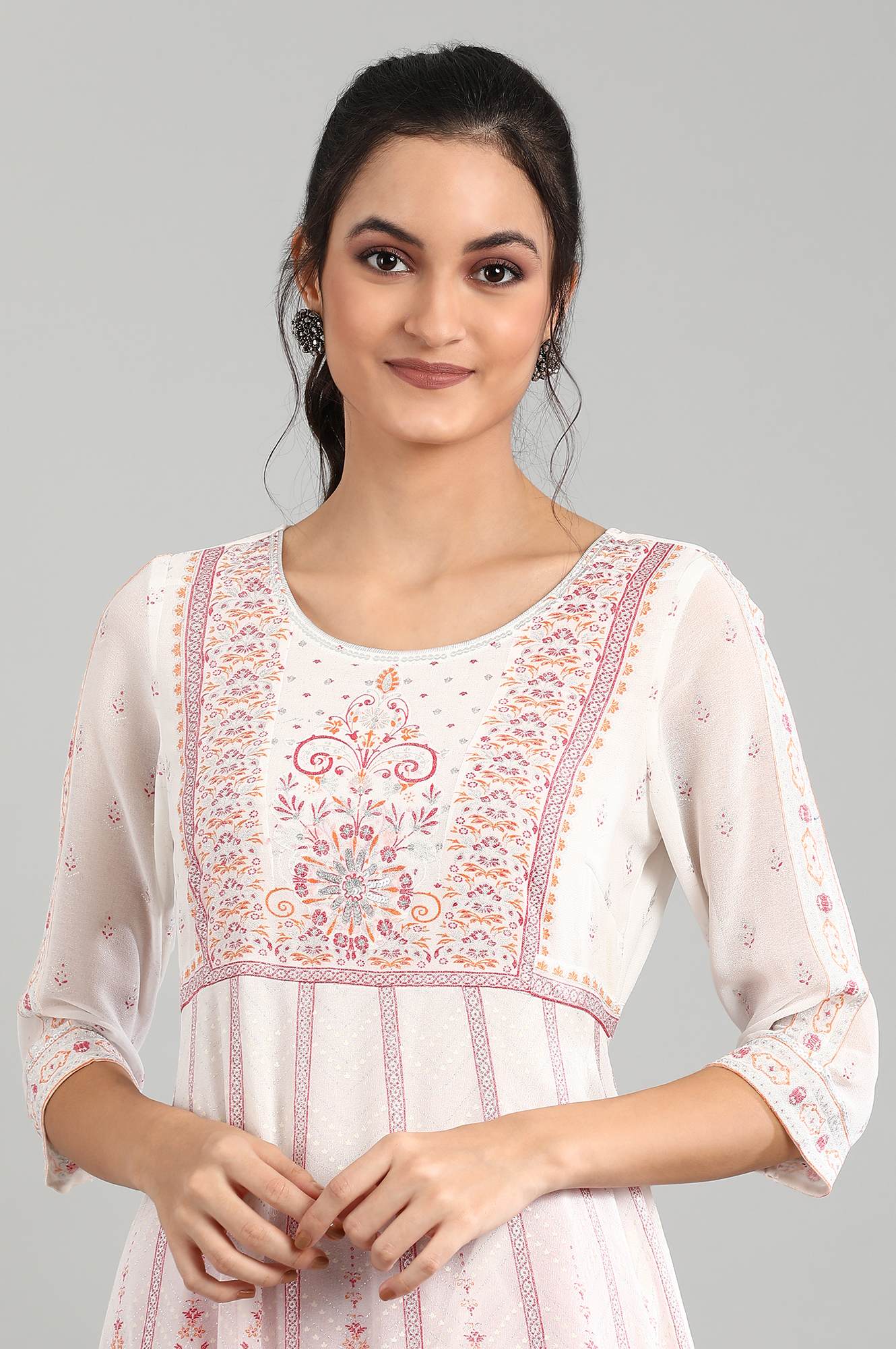 Off- White Round Neck Printed kurta