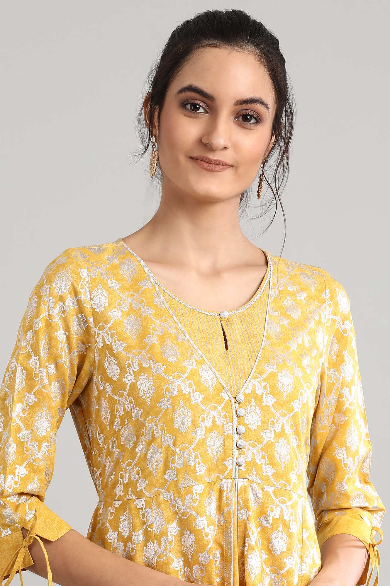 Yellow Round Neck Printed kurta