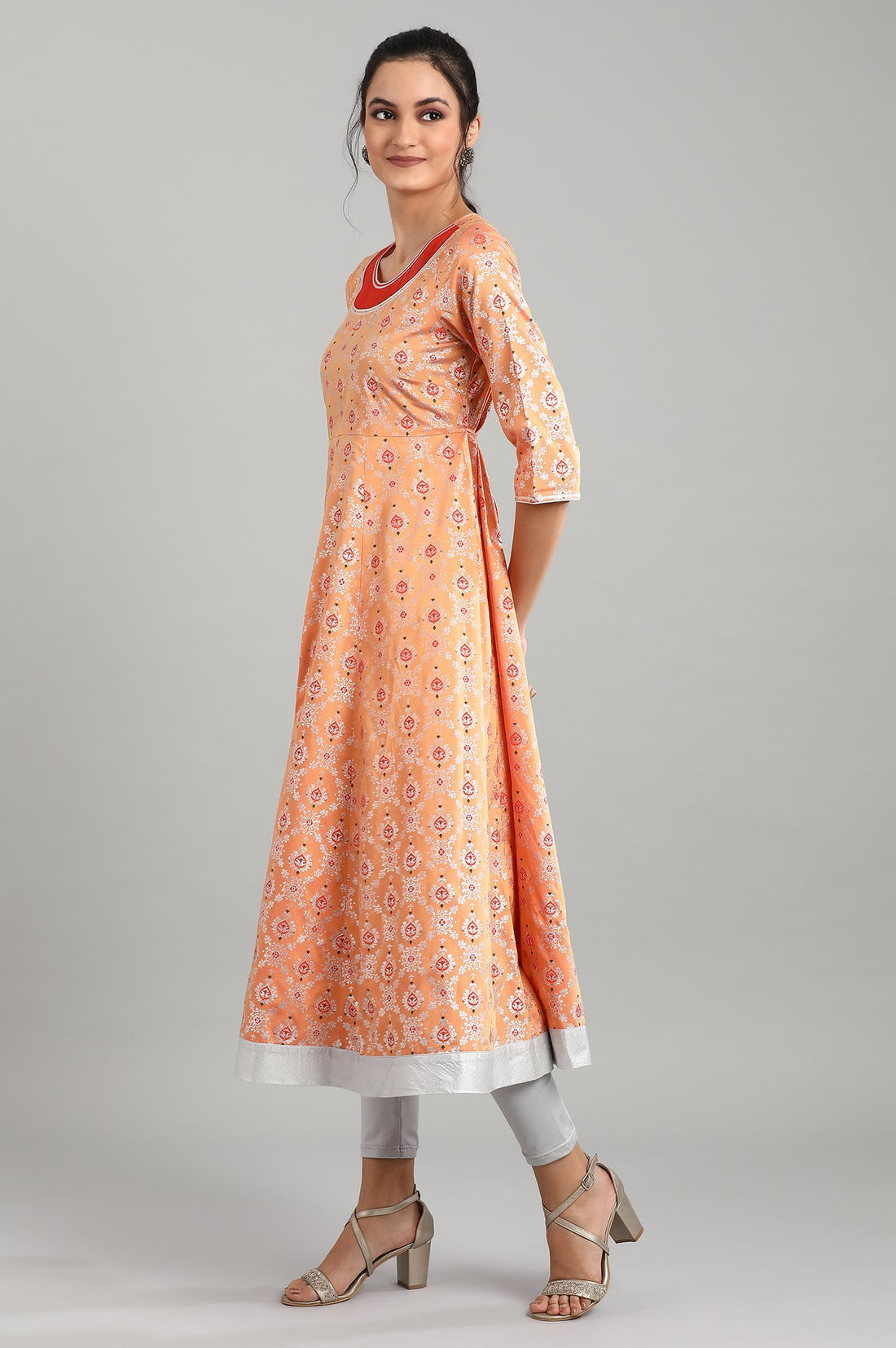 Peach Round Neck Printed kurta